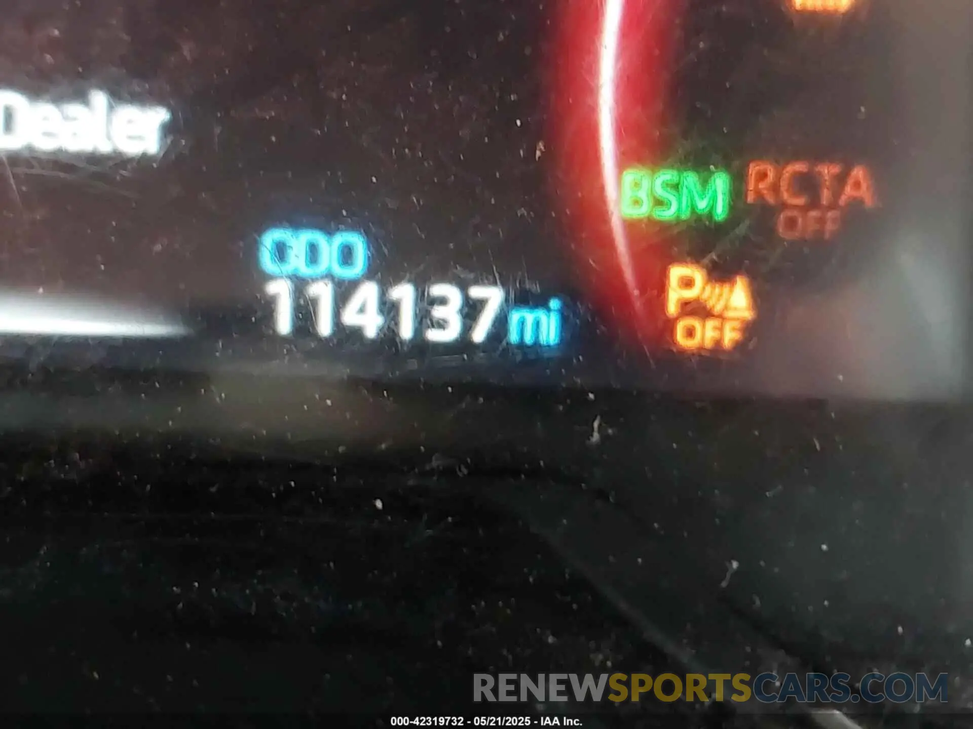16 Photograph of a damaged car JTMY1RFV0KD514689 TOYOTA RAV4 2019