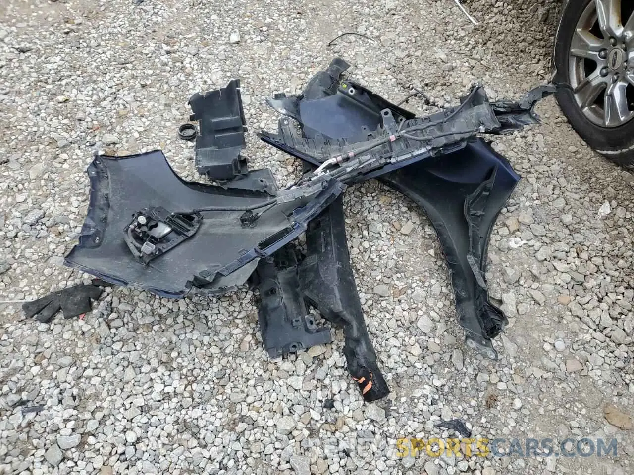 13 Фотография поврежденного автомобиля JTMY1RFV3KD502908 TOYOTA RAV4 2019