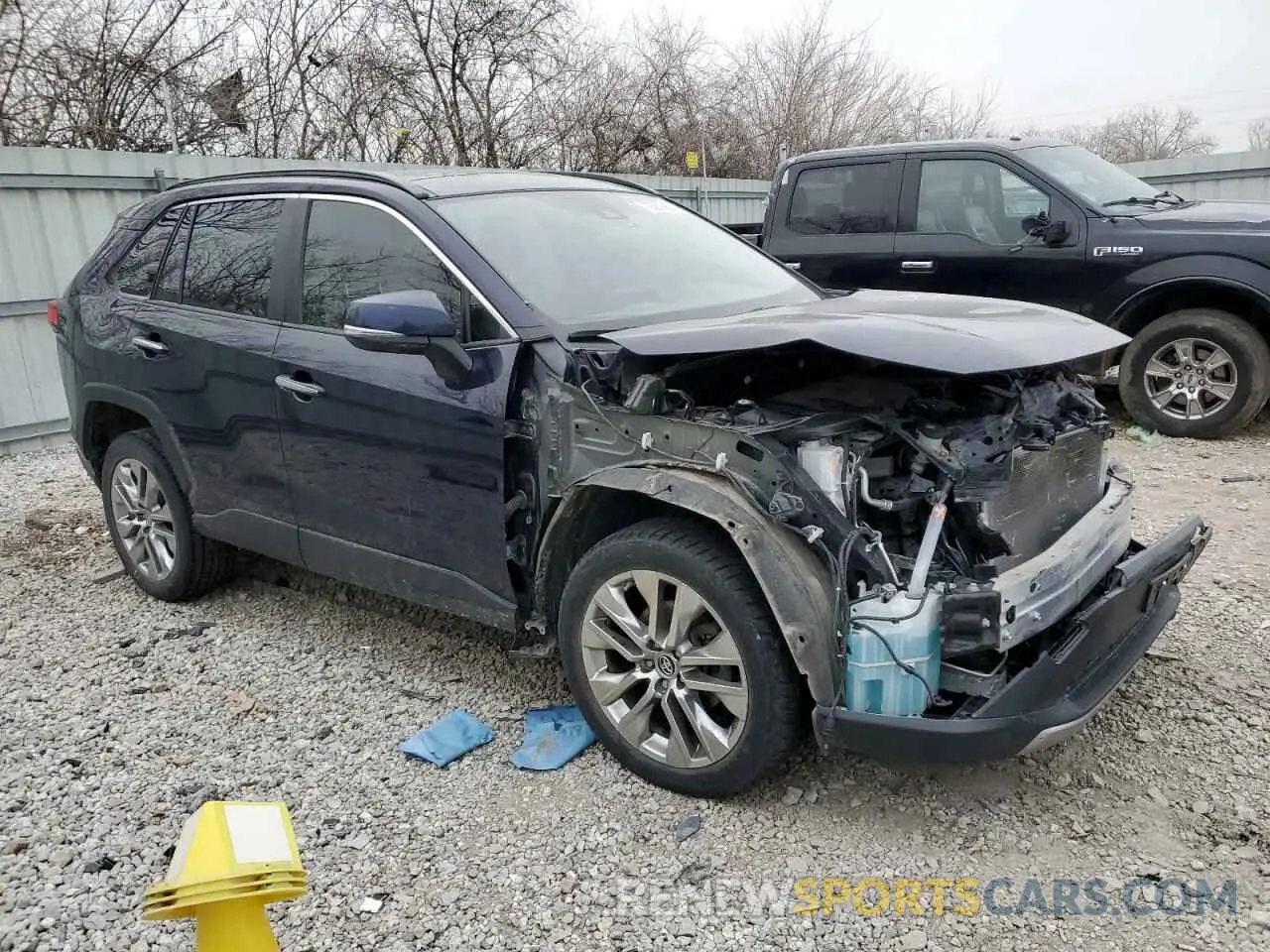 4 Фотография поврежденного автомобиля JTMY1RFV3KD502908 TOYOTA RAV4 2019