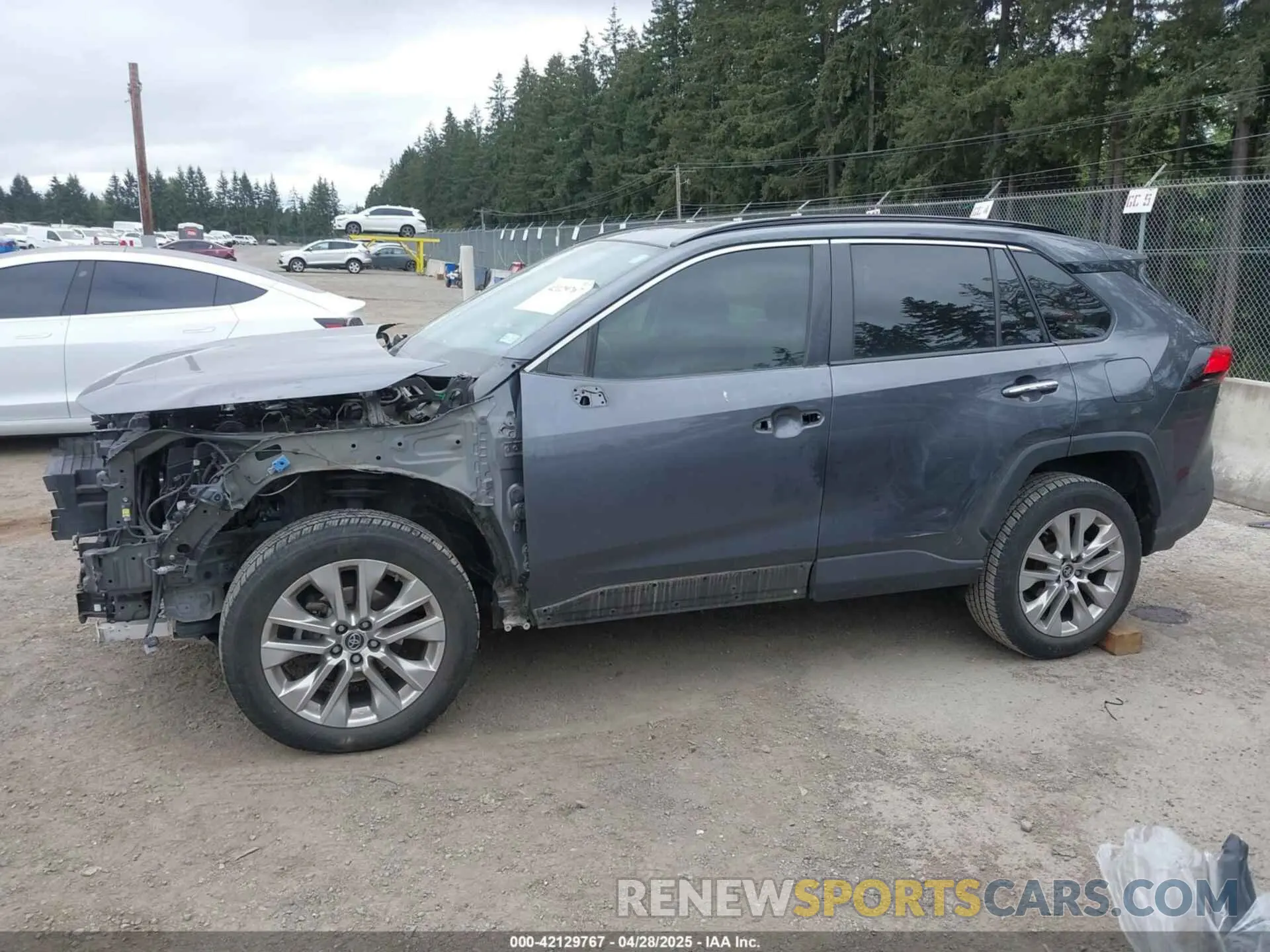 15 Photograph of a damaged car JTMY1RFV6KD031787 TOYOTA RAV4 2019