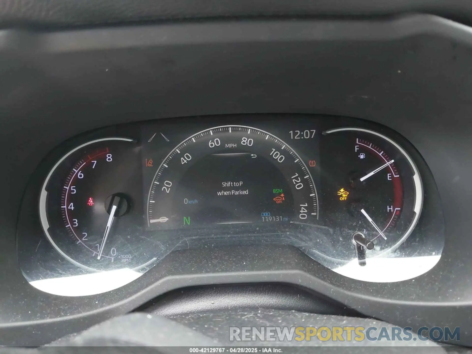 7 Photograph of a damaged car JTMY1RFV6KD031787 TOYOTA RAV4 2019