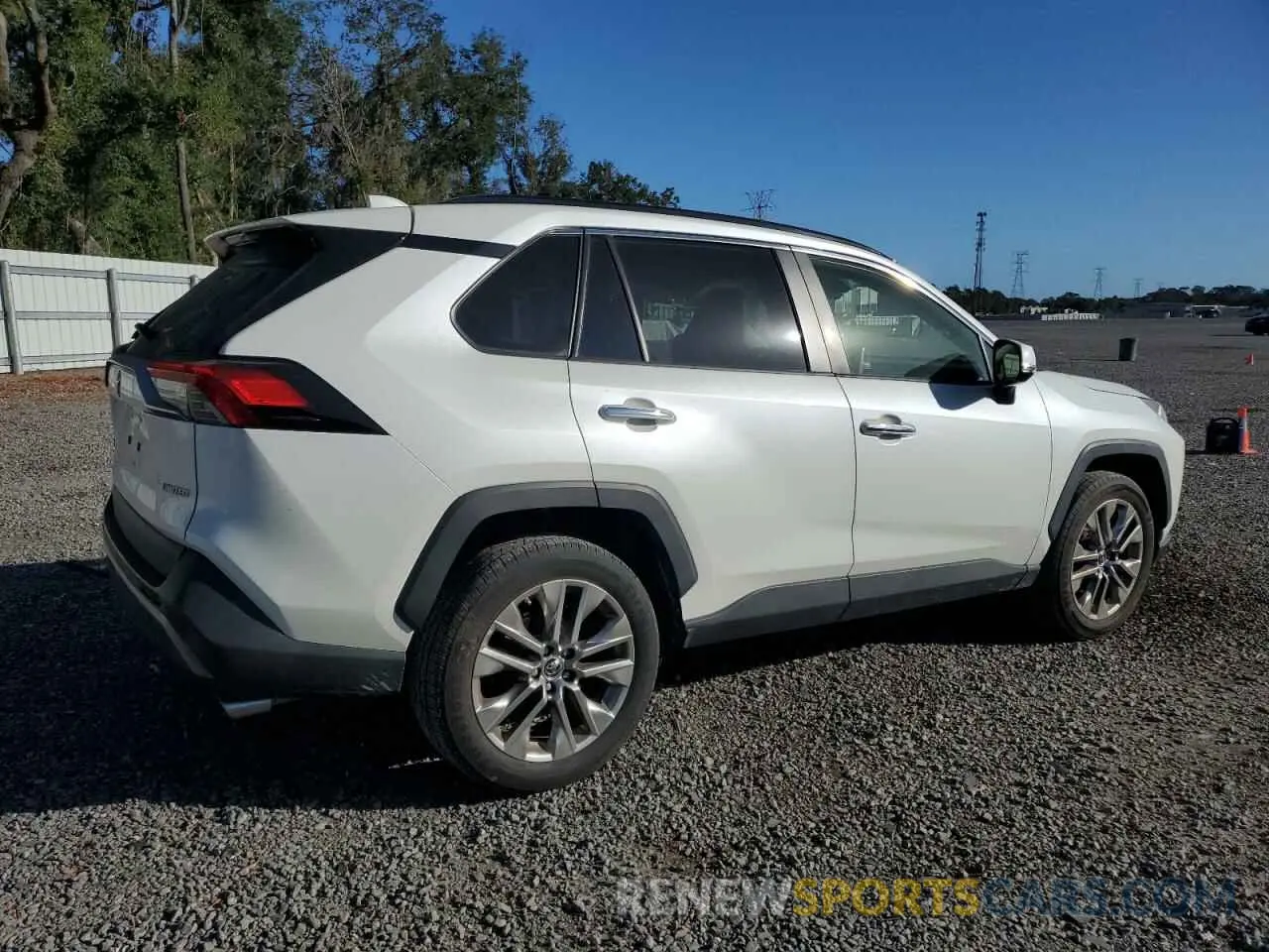 3 Photograph of a damaged car JTMY1RFV7KD008213 TOYOTA RAV4 2019