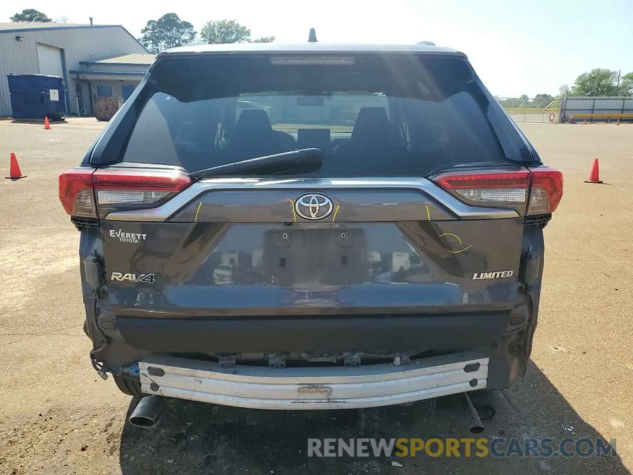 6 Photograph of a damaged car JTMY1RFVXKD028357 TOYOTA RAV4 2019