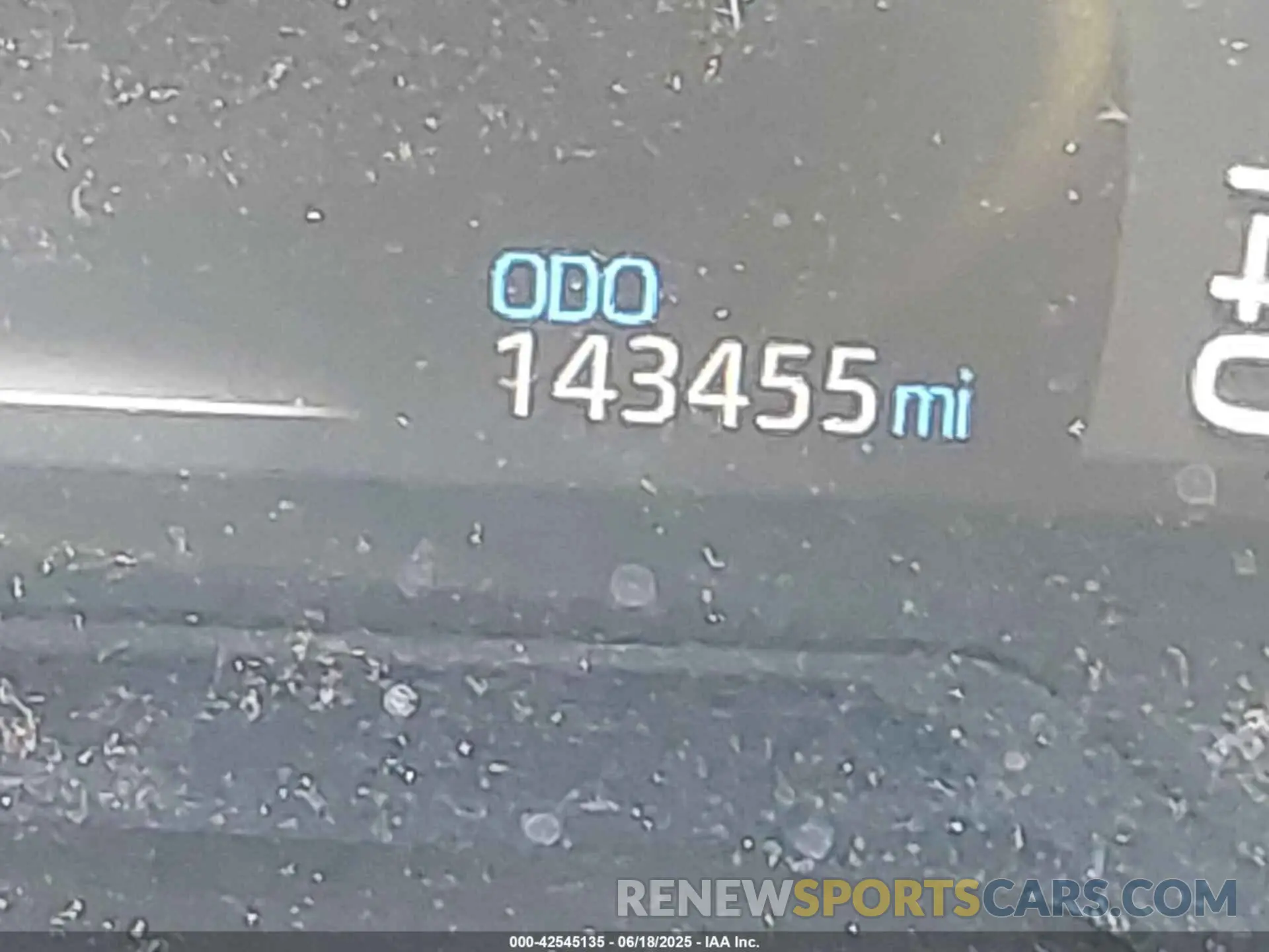 15 Photograph of a damaged car JTMY1RFVXKD503506 TOYOTA RAV4 2019