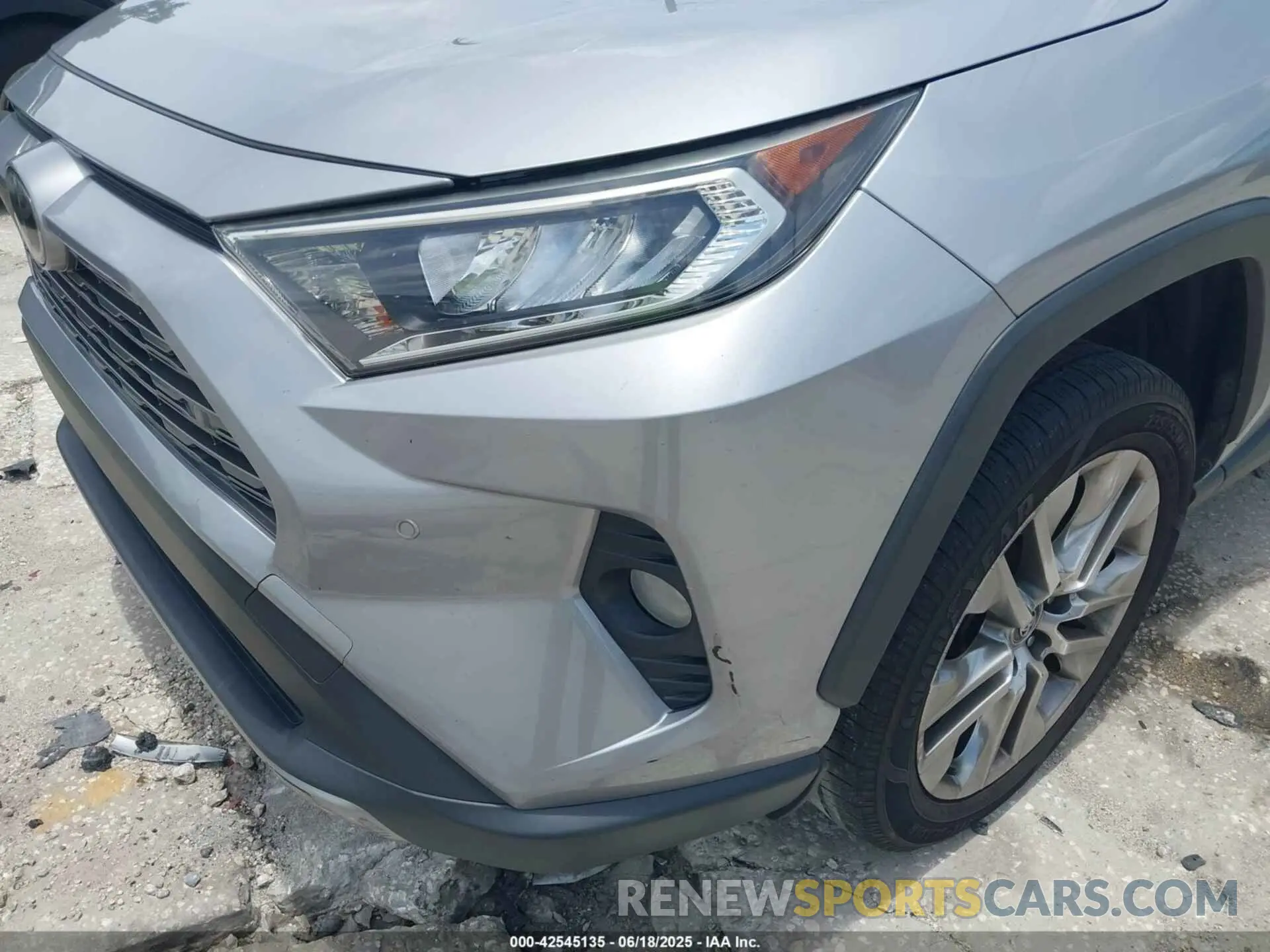 6 Photograph of a damaged car JTMY1RFVXKD503506 TOYOTA RAV4 2019