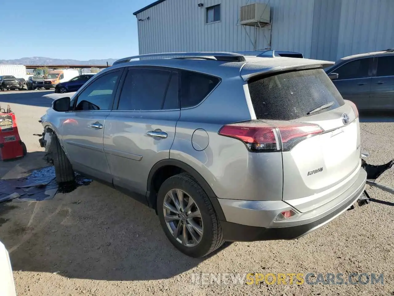 2 Фотография поврежденного автомобиля JTMYFREV4JJ202376 TOYOTA RAV4 2019