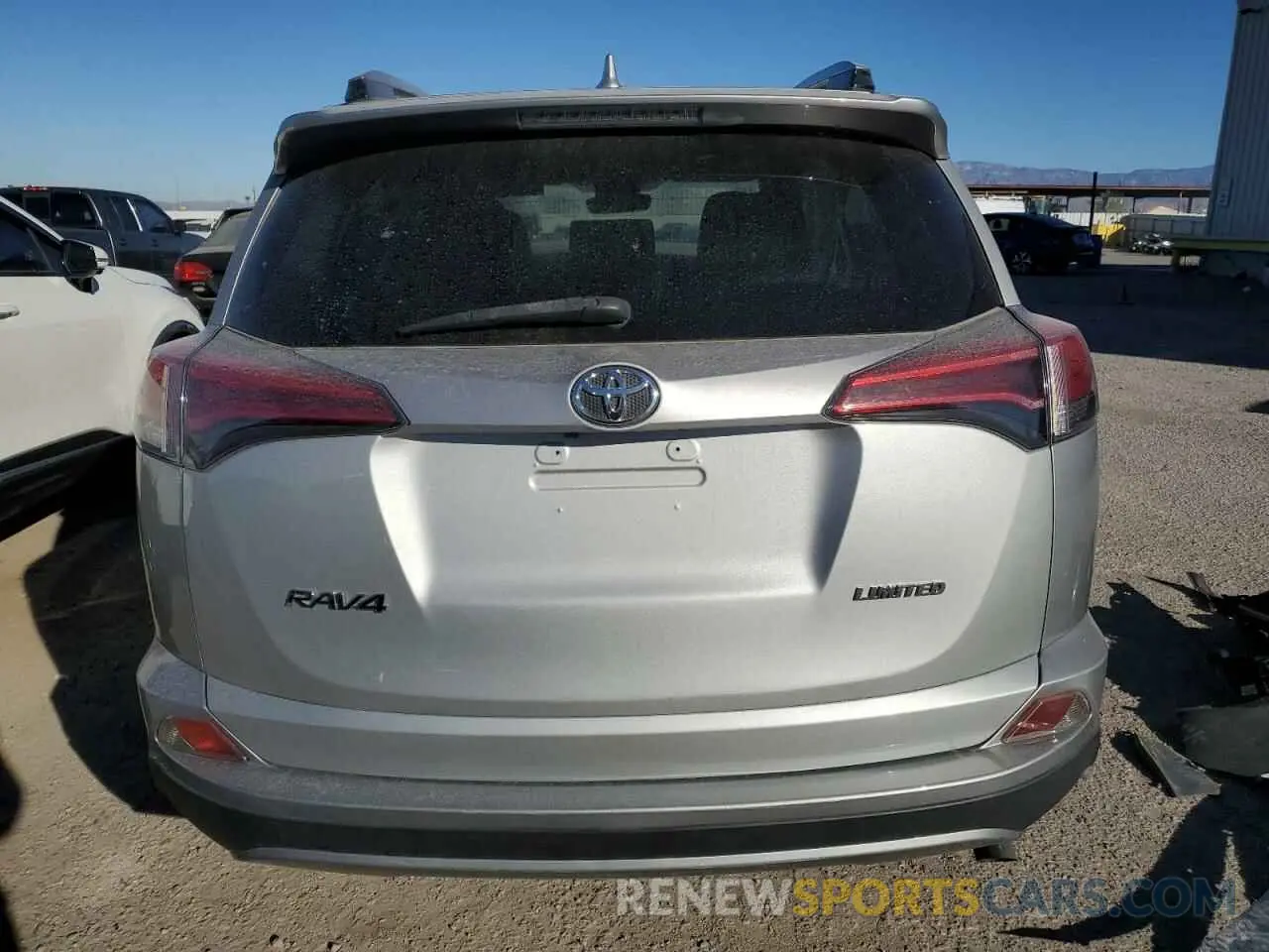 6 Фотография поврежденного автомобиля JTMYFREV4JJ202376 TOYOTA RAV4 2019