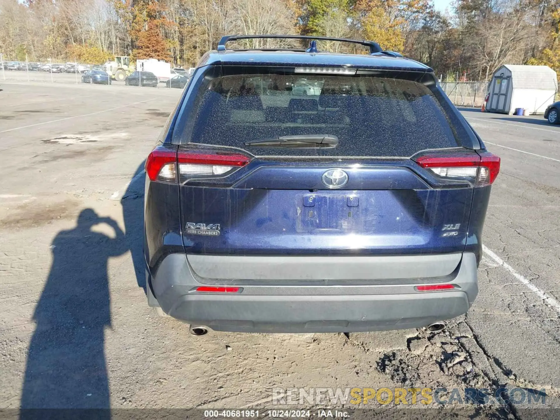16 Photograph of a damaged car 2T3A1RFV1LC121663 TOYOTA RAV4 2020