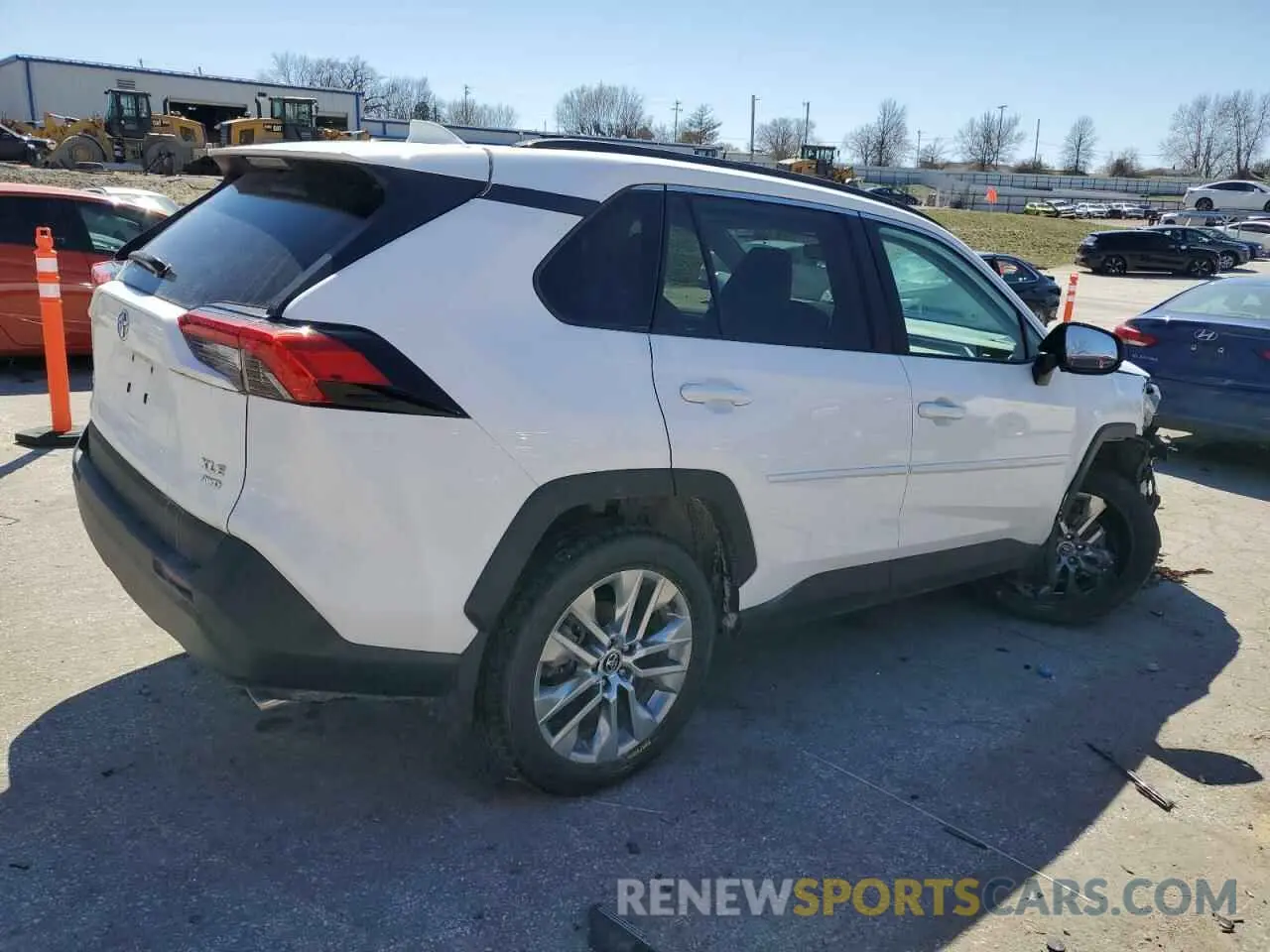3 Photograph of a damaged car 2T3A1RFV1LW114713 TOYOTA RAV4 2020
