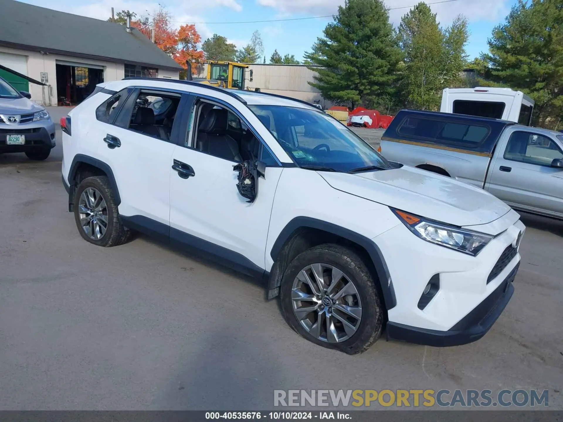 1 Photograph of a damaged car 2T3A1RFV2LC086258 TOYOTA RAV4 2020