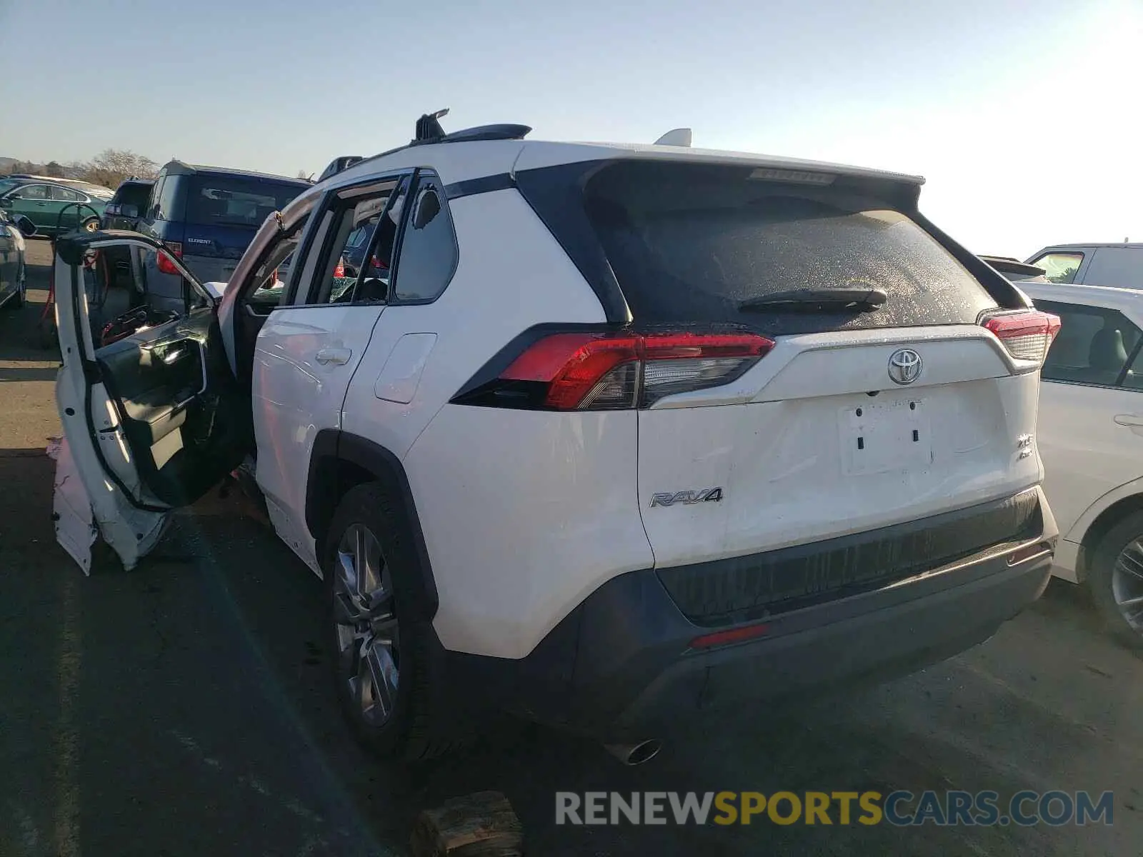 3 Photograph of a damaged car 2T3A1RFV3LC112995 TOYOTA RAV4 2020