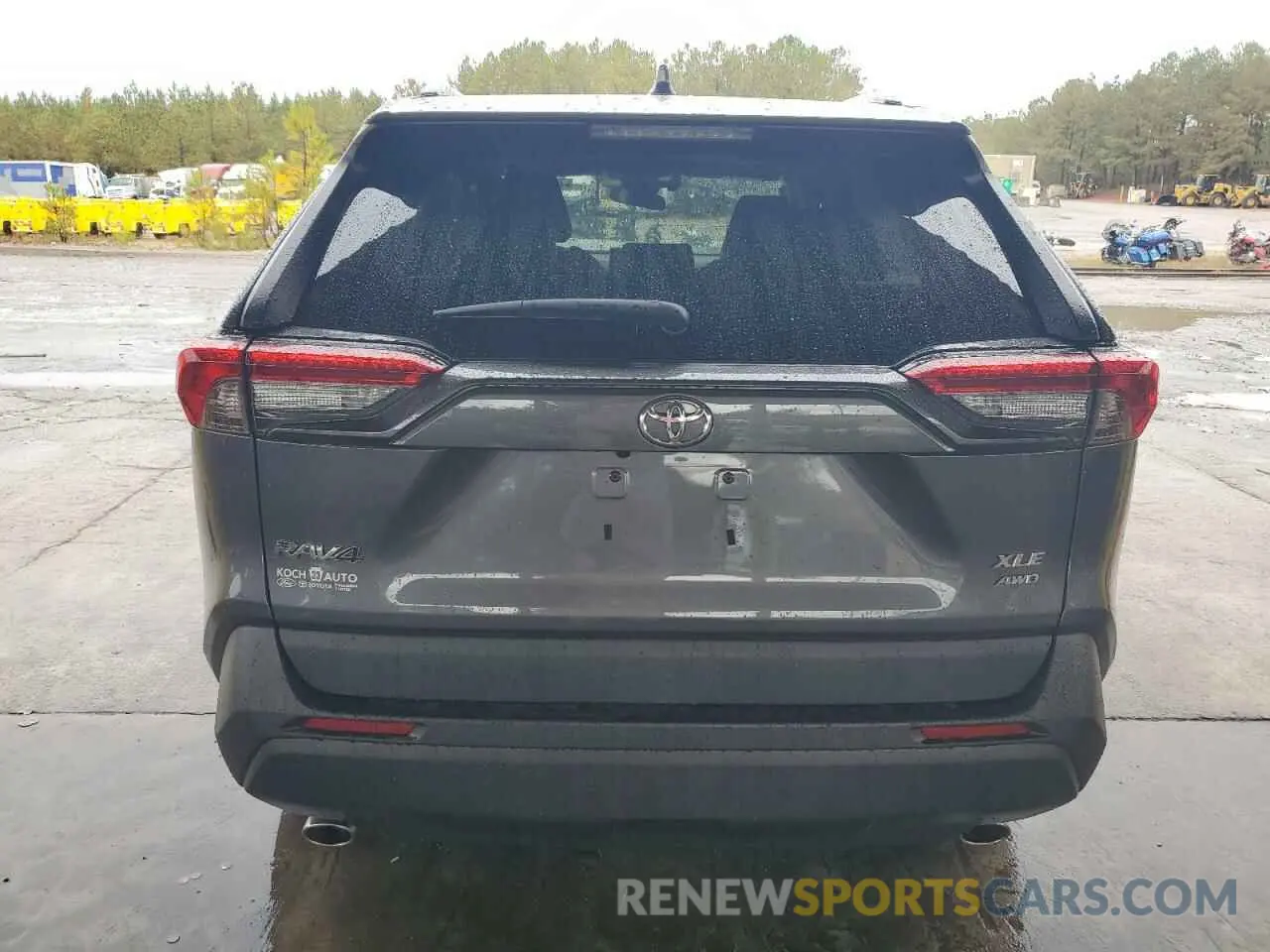 6 Photograph of a damaged car 2T3A1RFV3LW107875 TOYOTA RAV4 2020