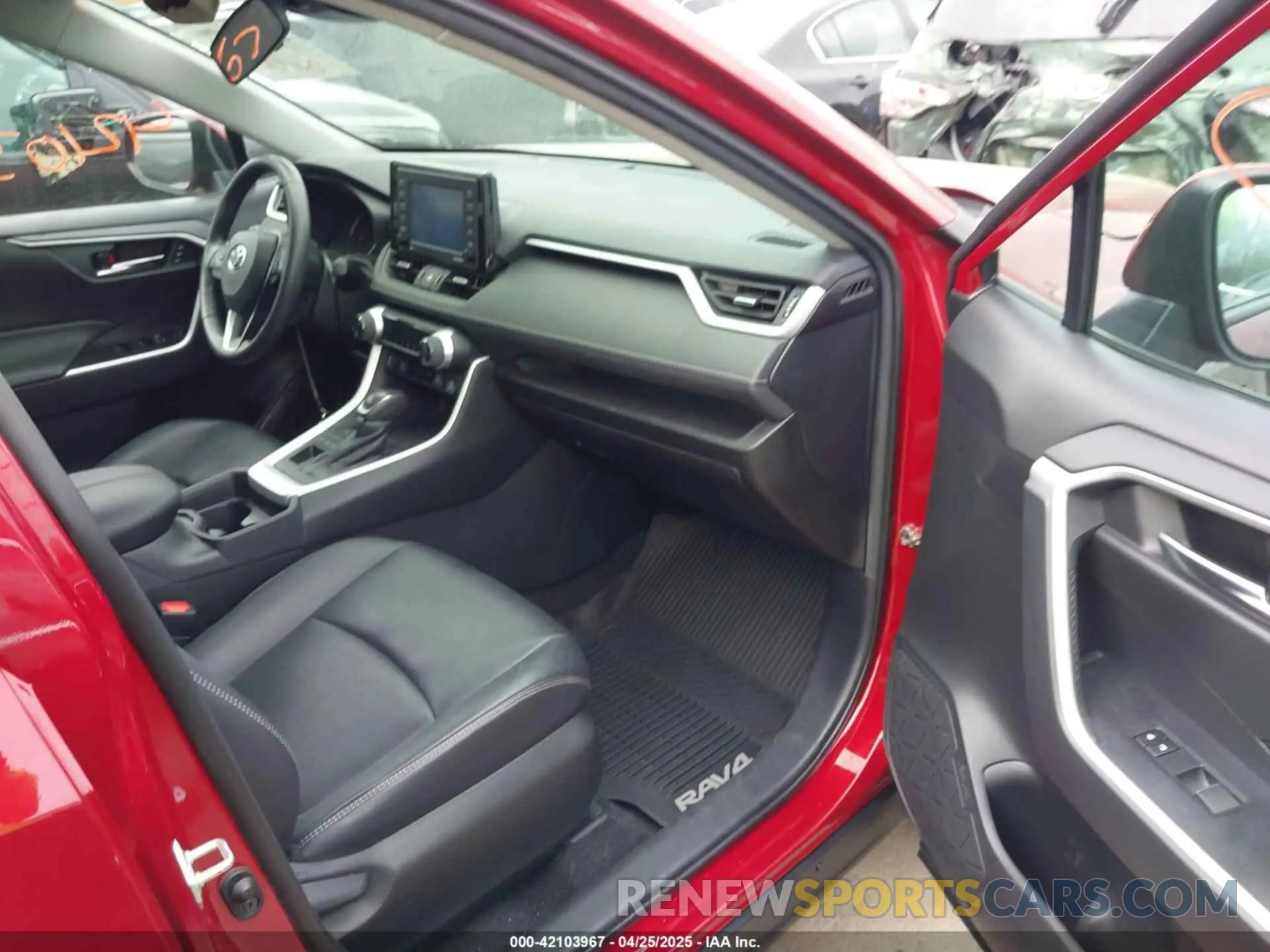 5 Фотография поврежденного автомобиля 2T3A1RFV3LW135997 TOYOTA RAV4 2020