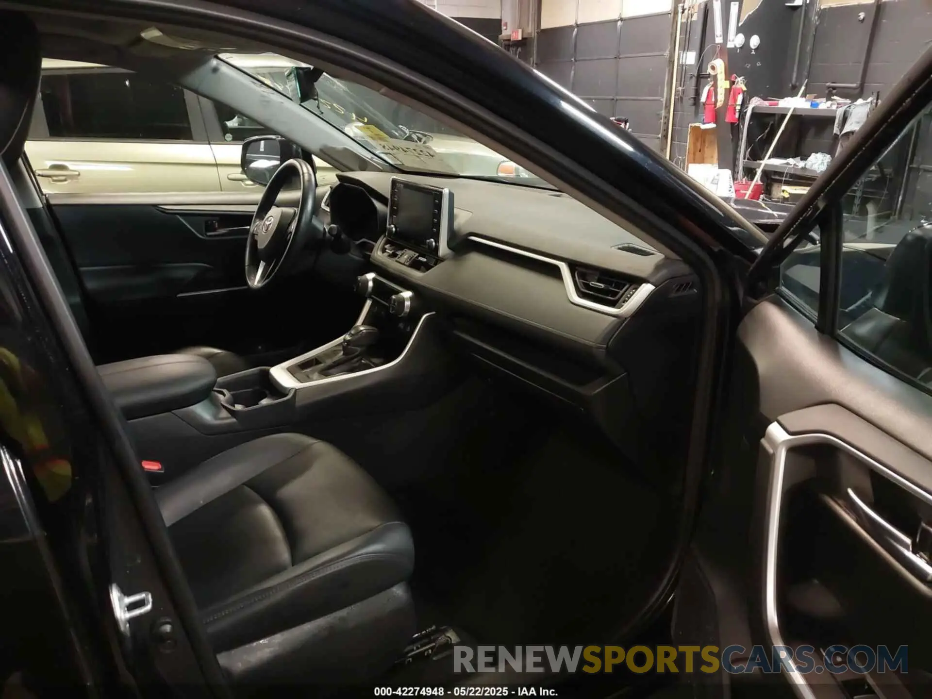 5 Фотография поврежденного автомобиля 2T3A1RFV6LW130440 TOYOTA RAV4 2020