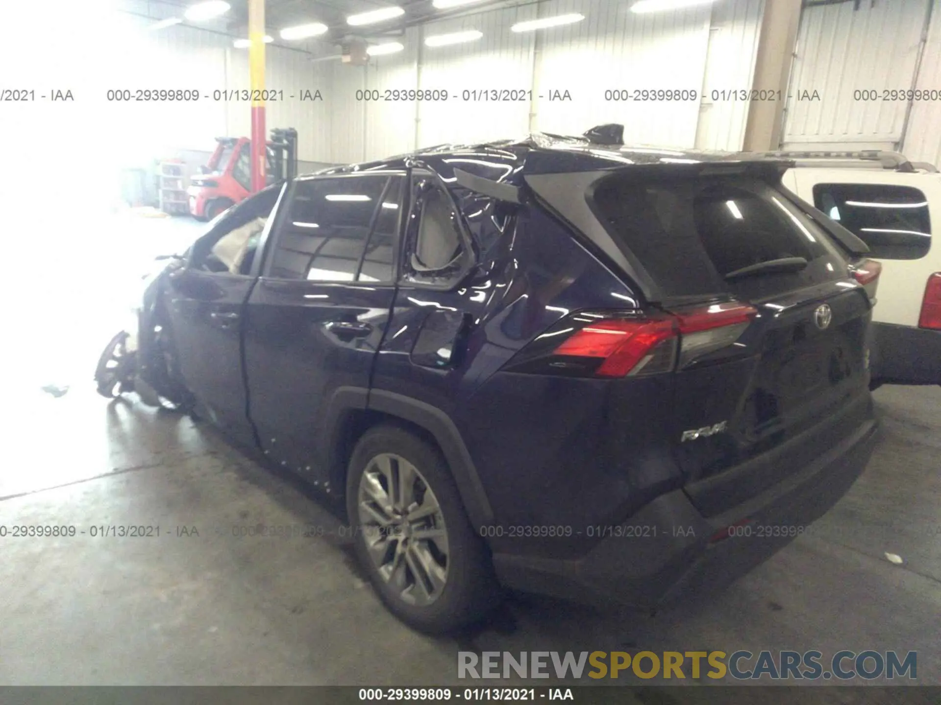 3 Photograph of a damaged car 2T3A1RFV8LW101098 TOYOTA RAV4 2020