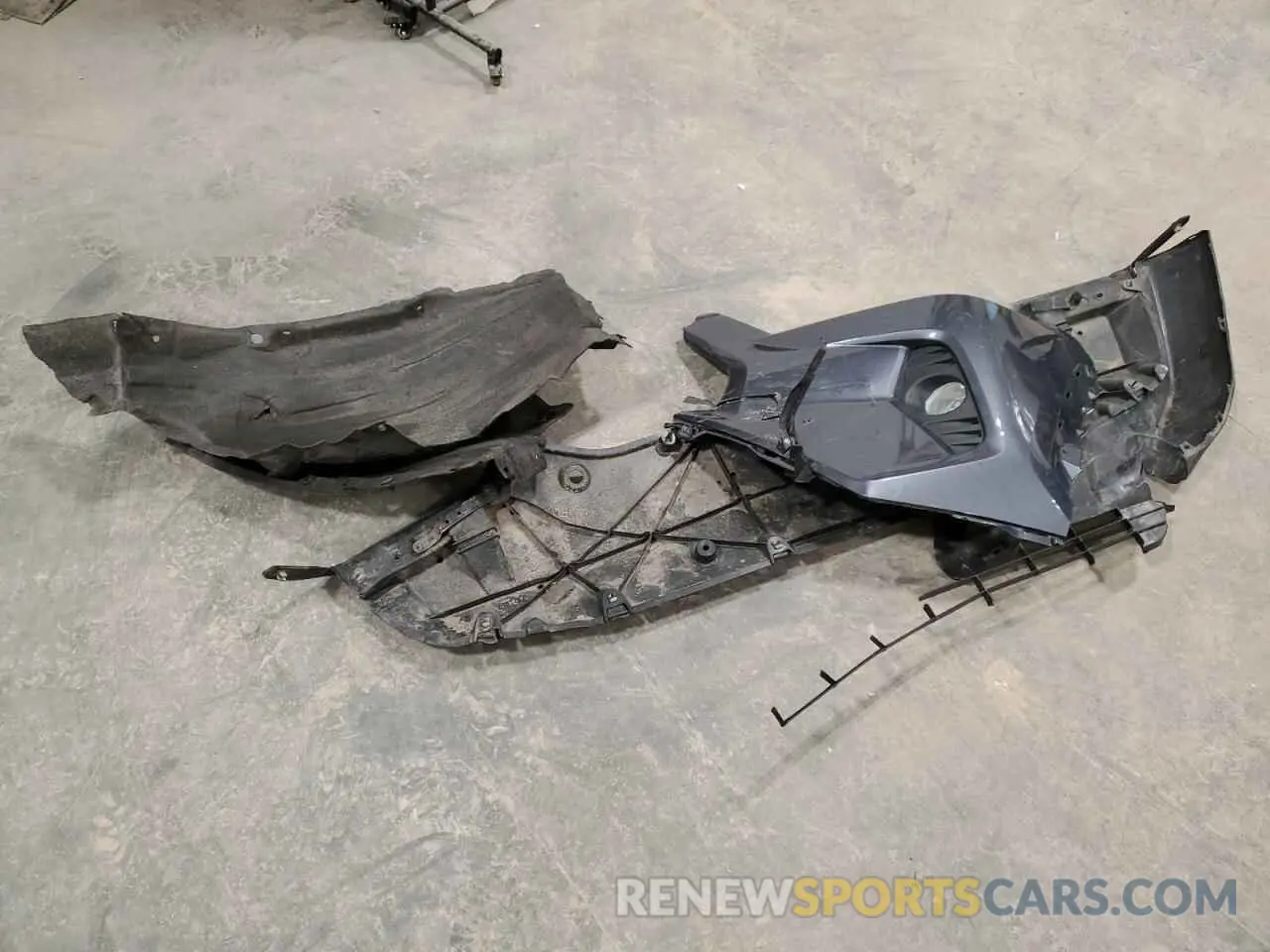 13 Photograph of a damaged car 2T3A1RFV9LC123385 TOYOTA RAV4 2020
