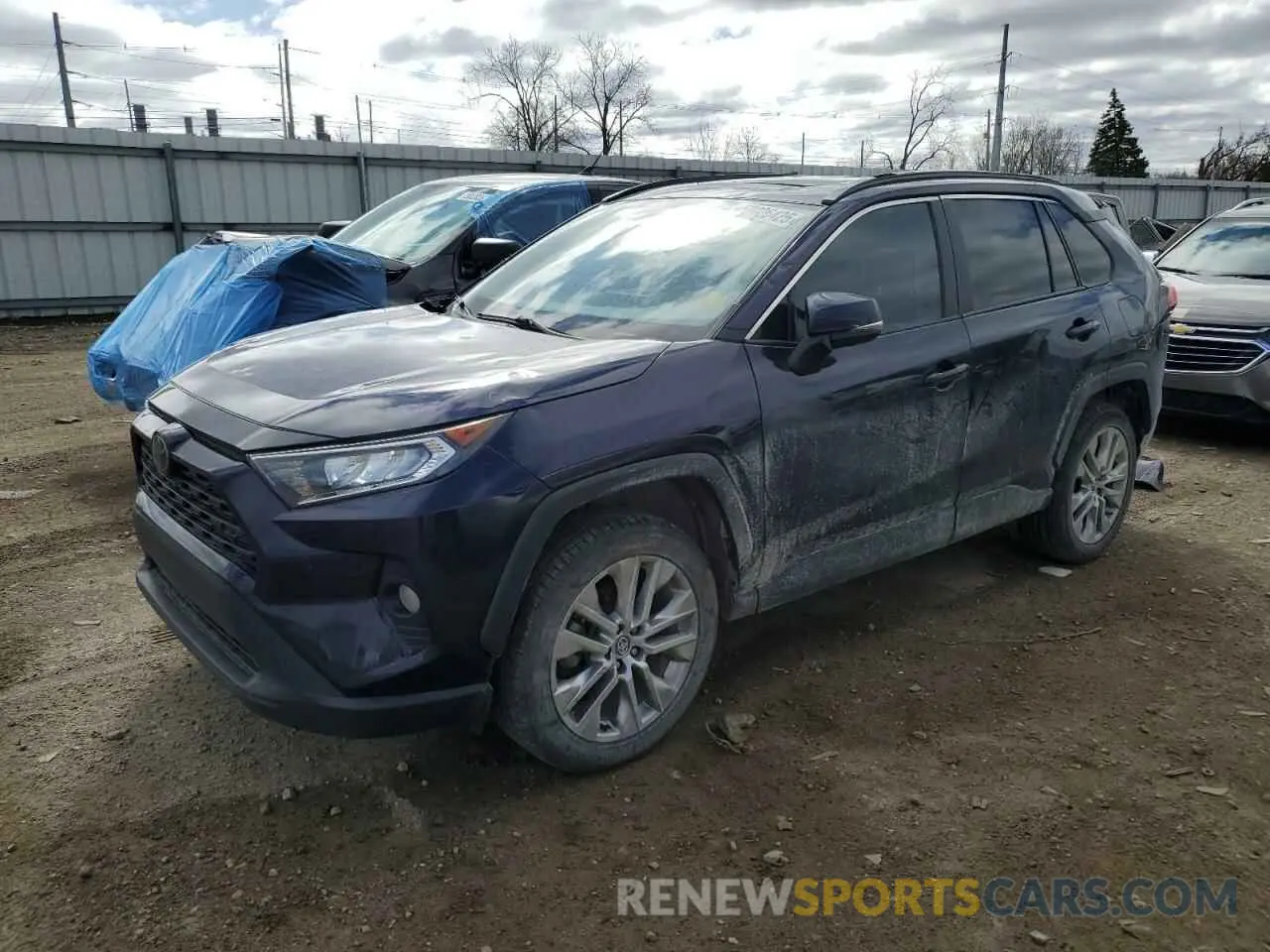1 Photograph of a damaged car 2T3A1RFVXLC135321 TOYOTA RAV4 2020