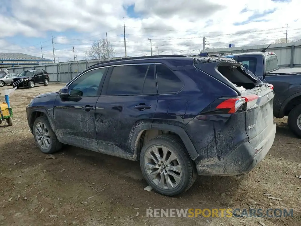 2 Photograph of a damaged car 2T3A1RFVXLC135321 TOYOTA RAV4 2020