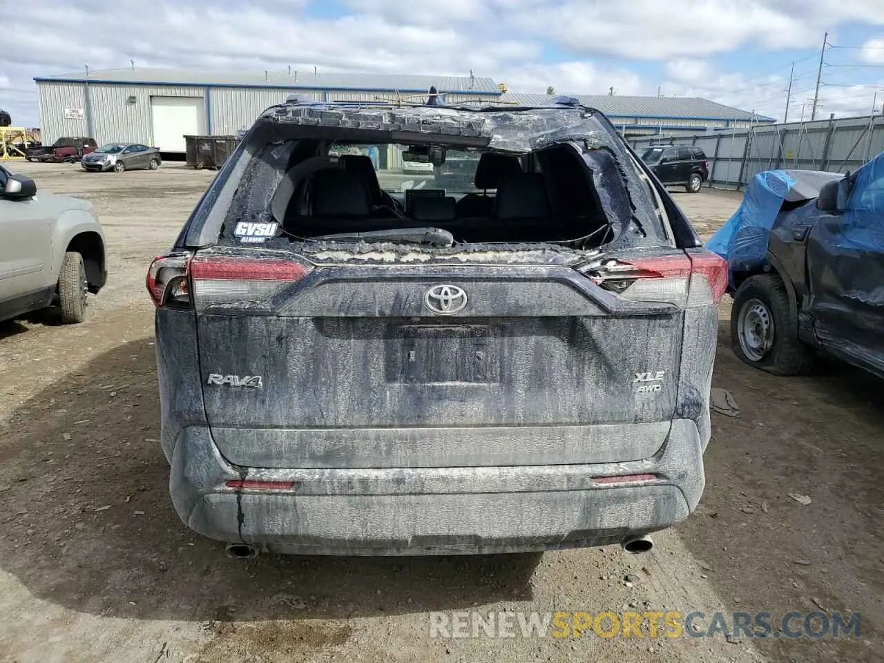 6 Photograph of a damaged car 2T3A1RFVXLC135321 TOYOTA RAV4 2020