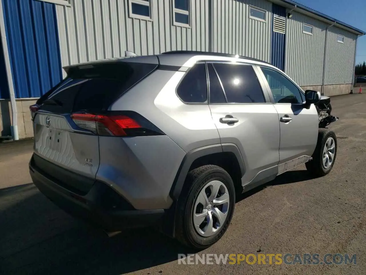 4 Фотография поврежденного автомобиля 2T3B1RFV1LC100672 TOYOTA RAV4 2020