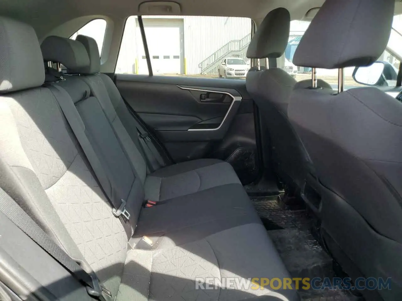10 Фотография поврежденного автомобиля 2T3B1RFVXLW121986 TOYOTA RAV4 2020