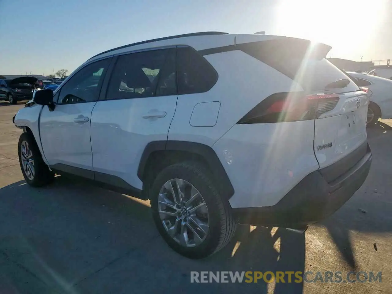 2 Photograph of a damaged car 2T3C1RFV0LC037343 TOYOTA RAV4 2020
