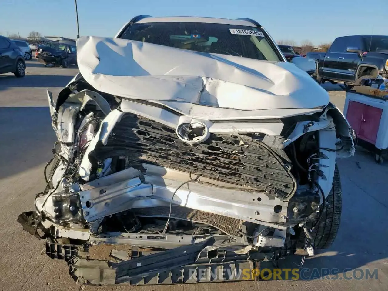 5 Photograph of a damaged car 2T3C1RFV0LC037343 TOYOTA RAV4 2020