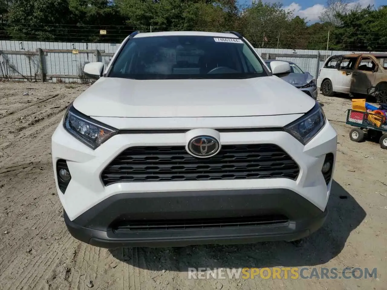 5 Photograph of a damaged car 2T3C1RFV0LC060198 TOYOTA RAV4 2020