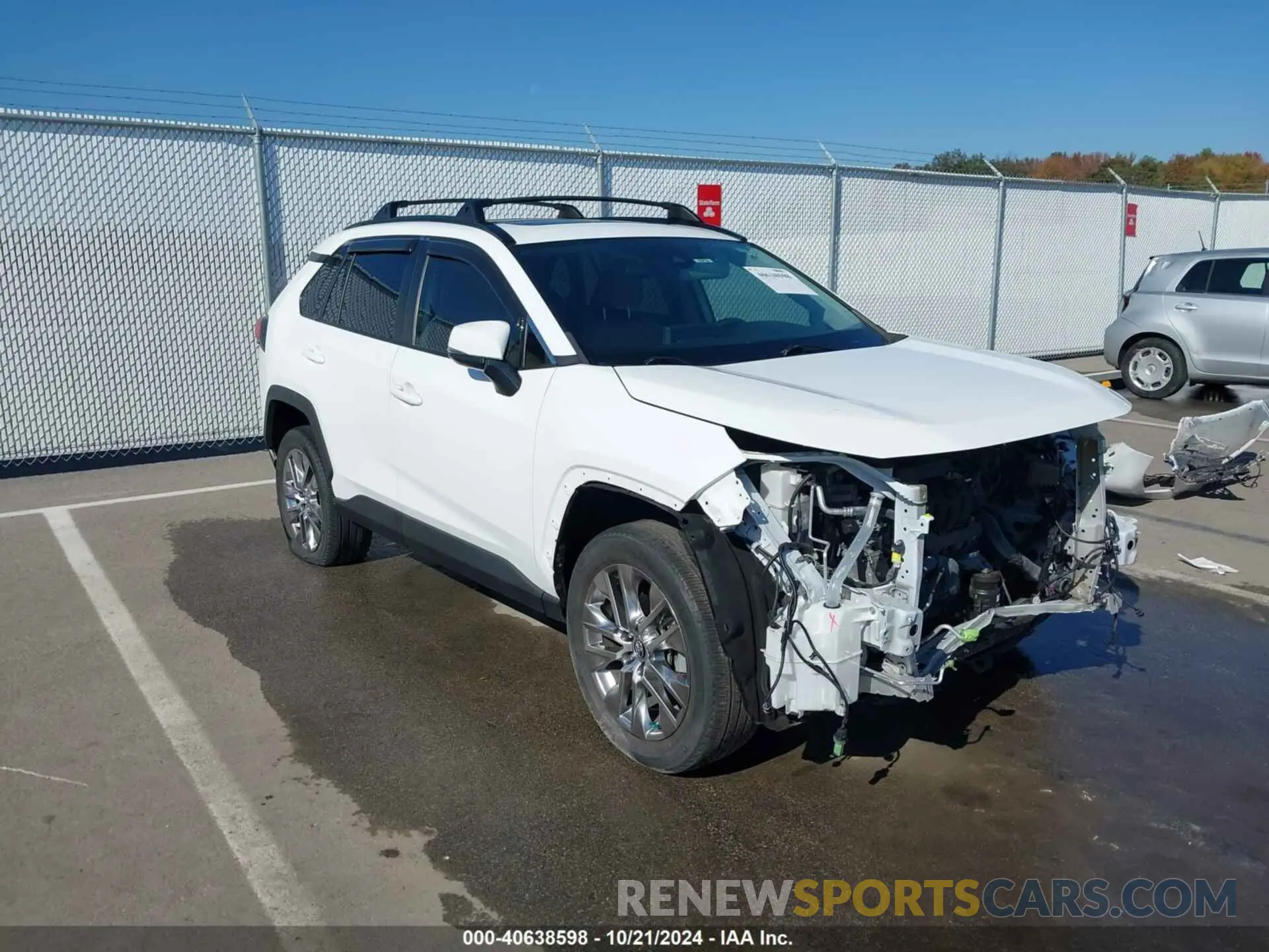 1 Photograph of a damaged car 2T3C1RFV1LW076425 TOYOTA RAV4 2020