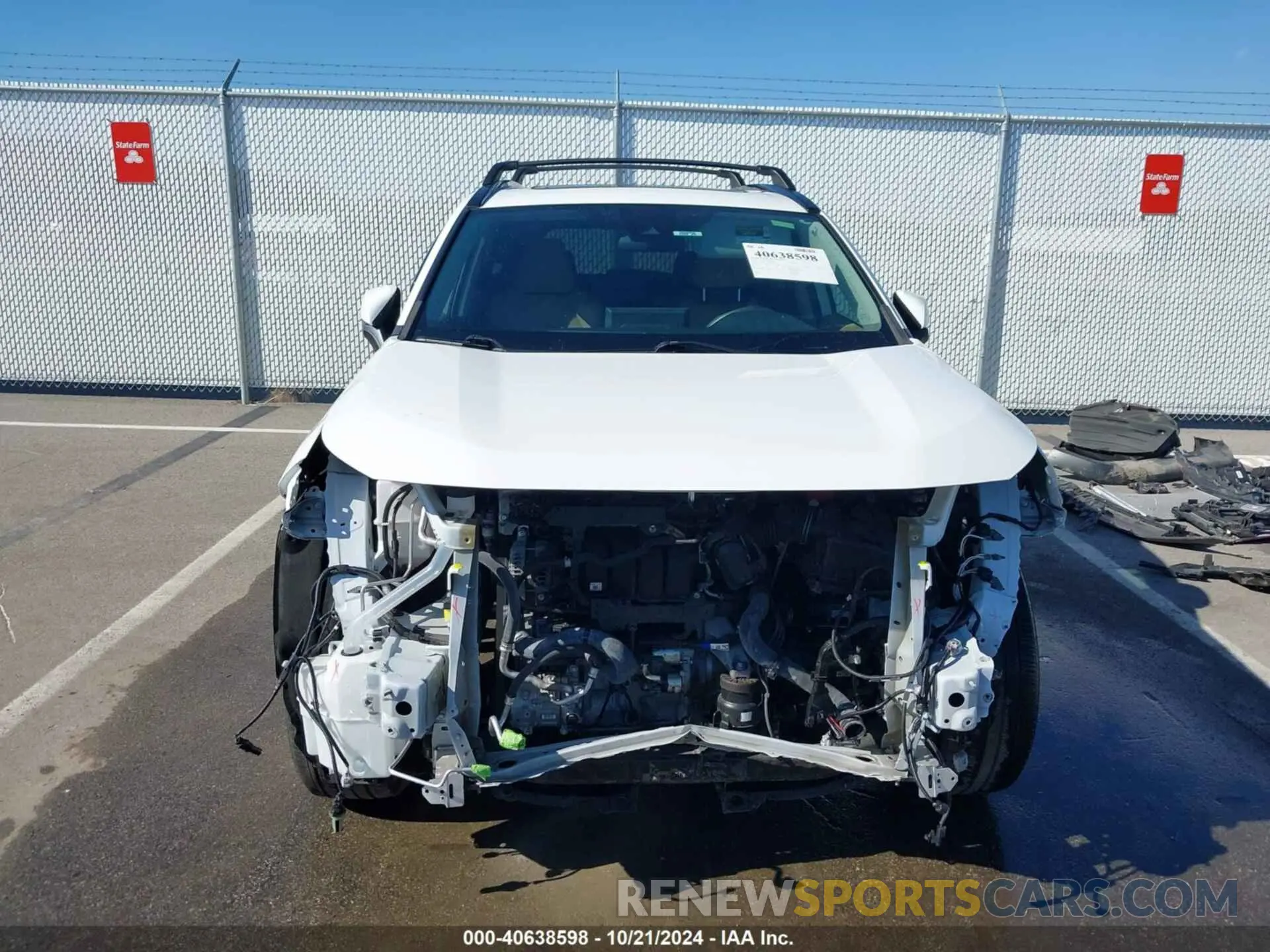 13 Photograph of a damaged car 2T3C1RFV1LW076425 TOYOTA RAV4 2020
