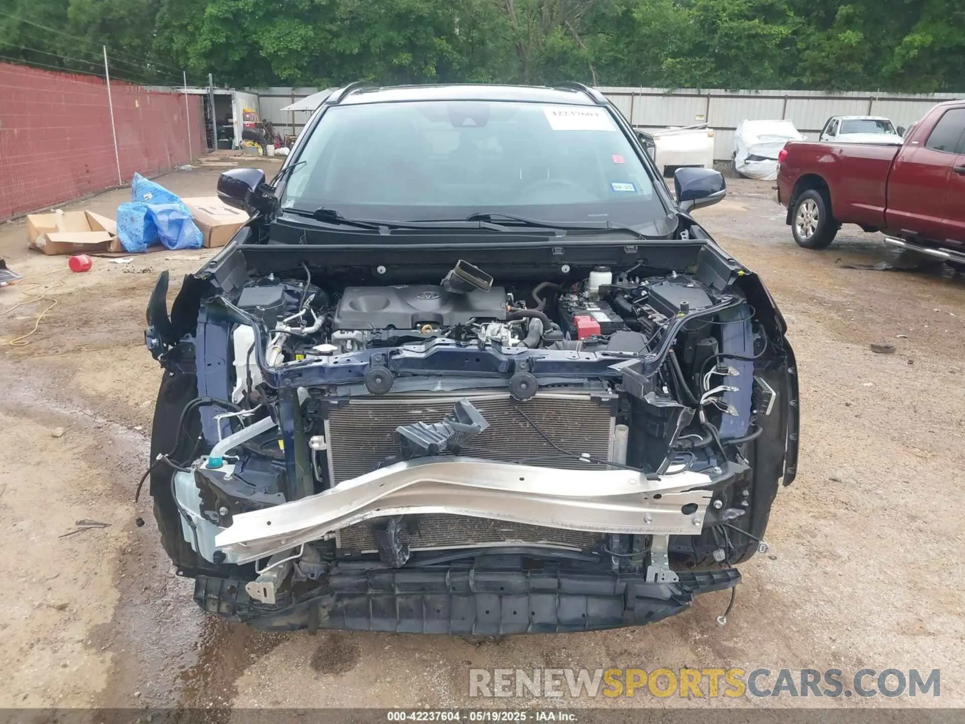 13 Photograph of a damaged car 2T3C1RFV2LC041474 TOYOTA RAV4 2020