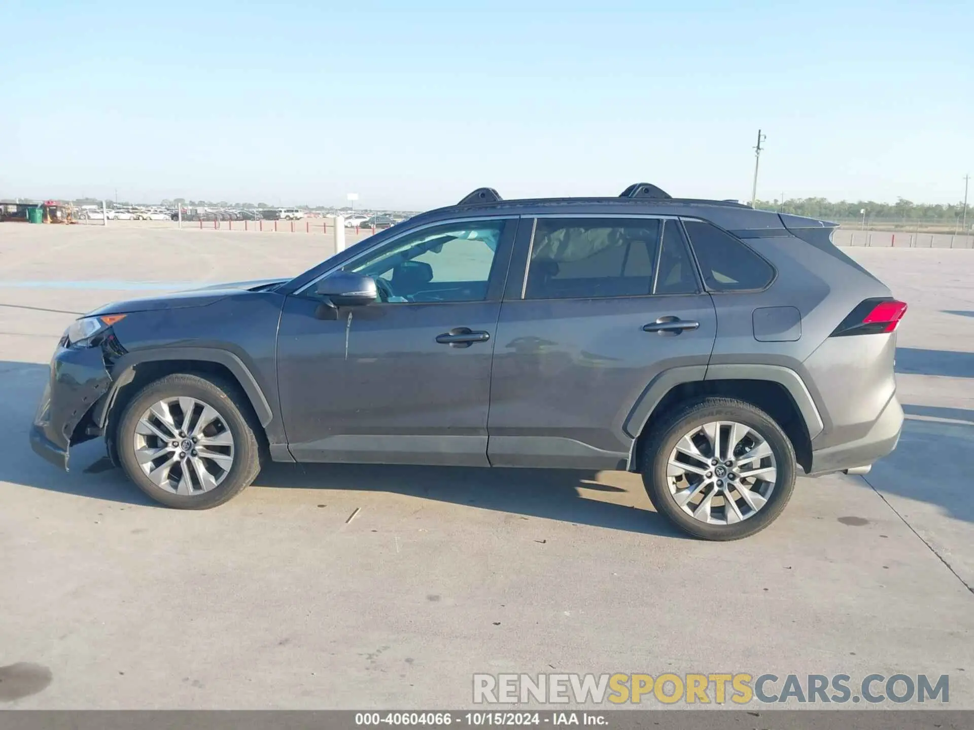 13 Фотография поврежденного автомобиля 2T3C1RFV3LW084574 TOYOTA RAV4 2020