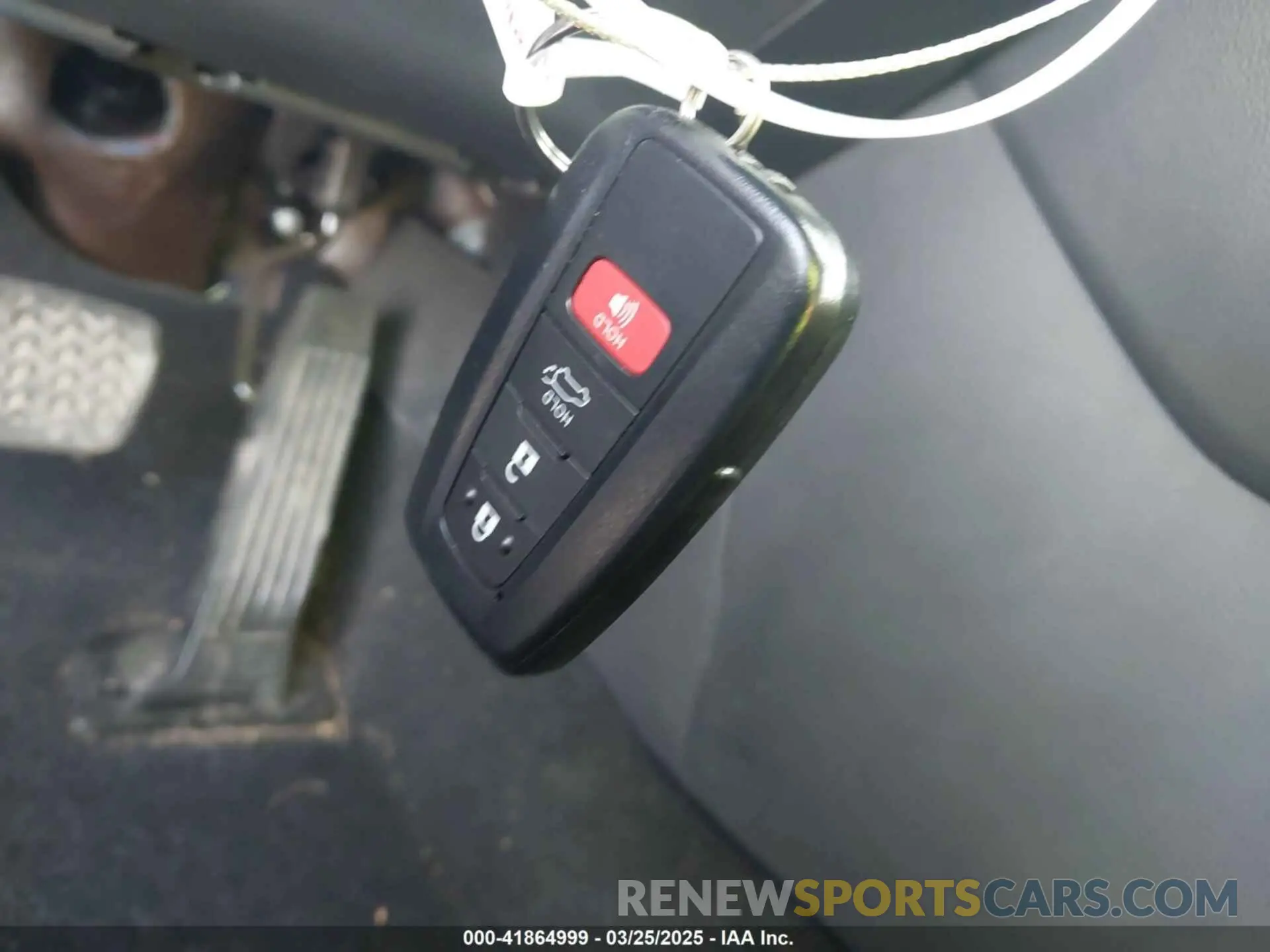 11 Фотография поврежденного автомобиля 2T3C1RFV3LW099771 TOYOTA RAV4 2020