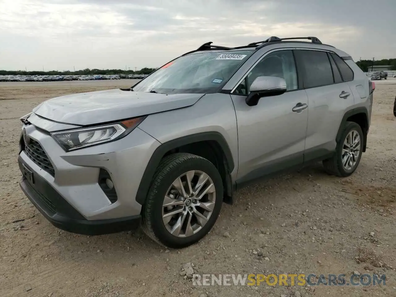 1 Фотография поврежденного автомобиля 2T3C1RFV4LW095471 TOYOTA RAV4 2020