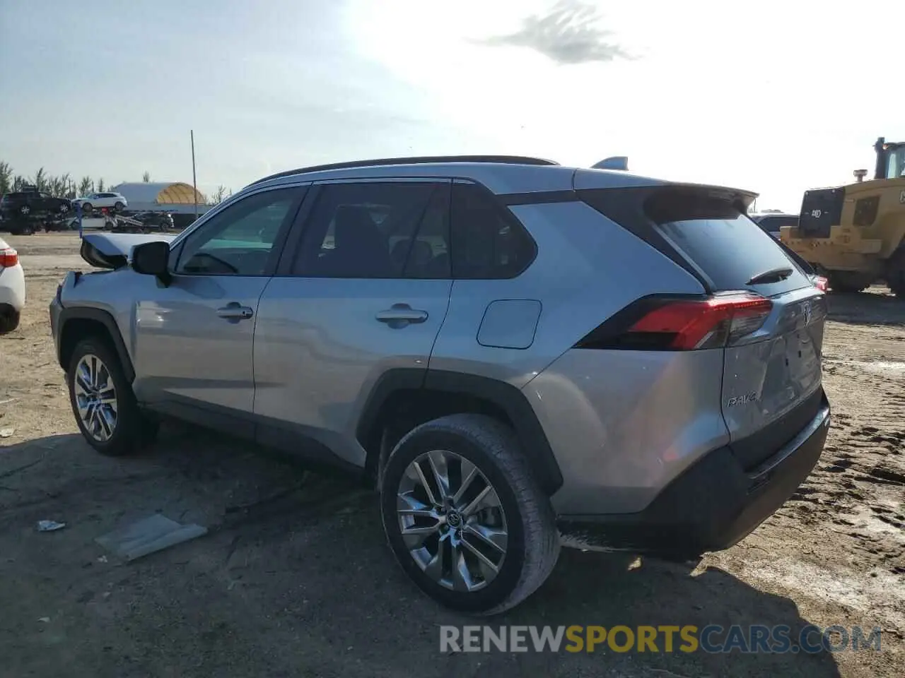 2 Photograph of a damaged car 2T3C1RFV6LW090336 TOYOTA RAV4 2020