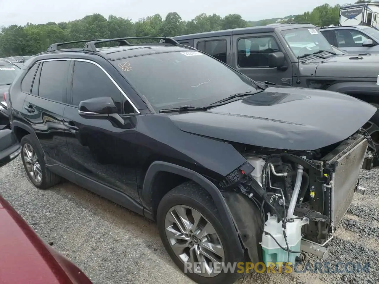 4 Photograph of a damaged car 2T3C1RFV8LC065620 TOYOTA RAV4 2020