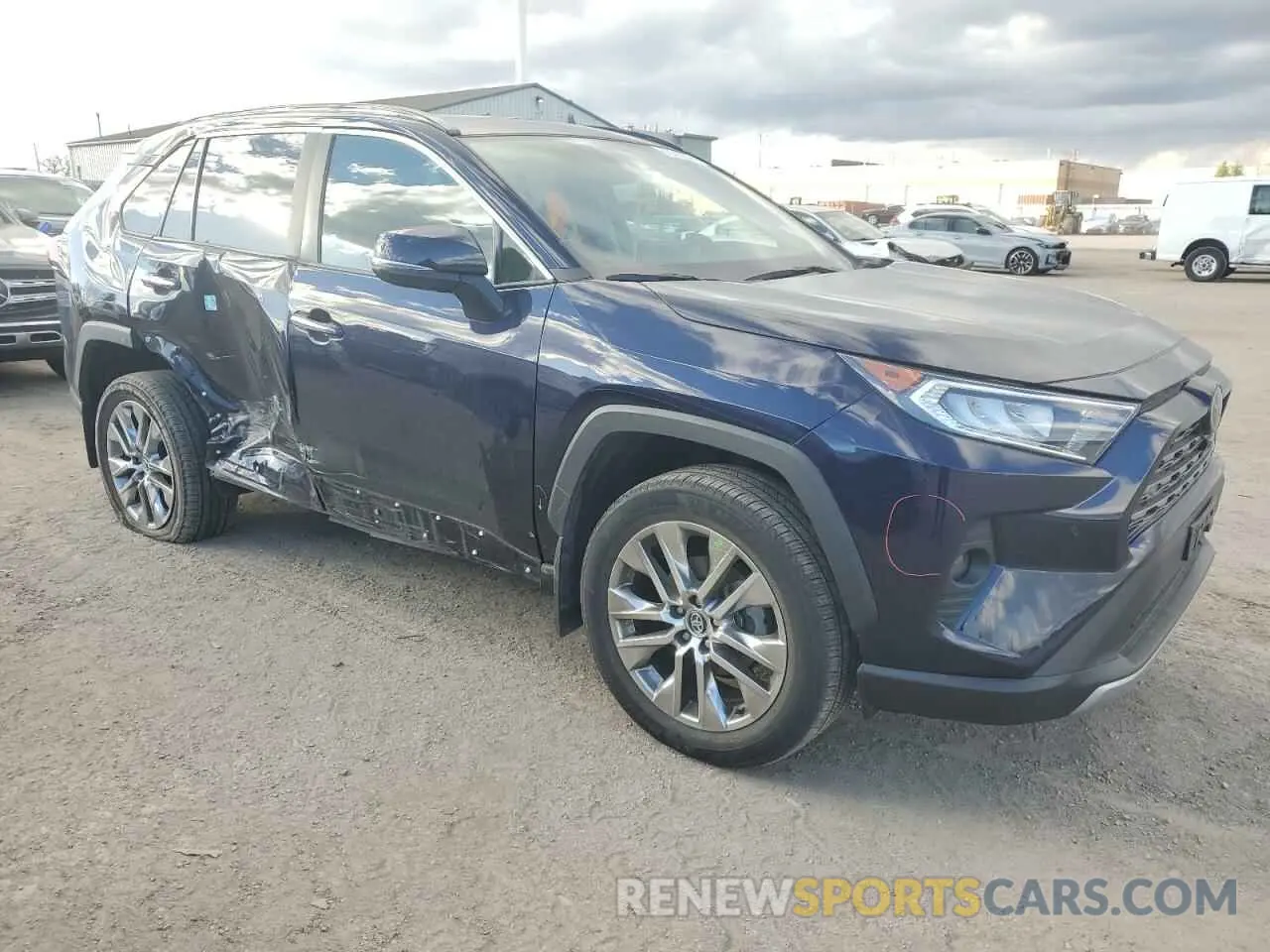 4 Photograph of a damaged car 2T3D1RFV4LC085206 TOYOTA RAV4 2020