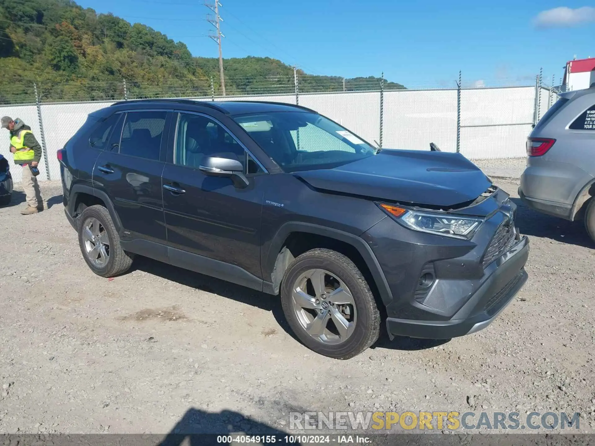 1 Photograph of a damaged car 2T3DWRFV0LW074946 TOYOTA RAV4 2020