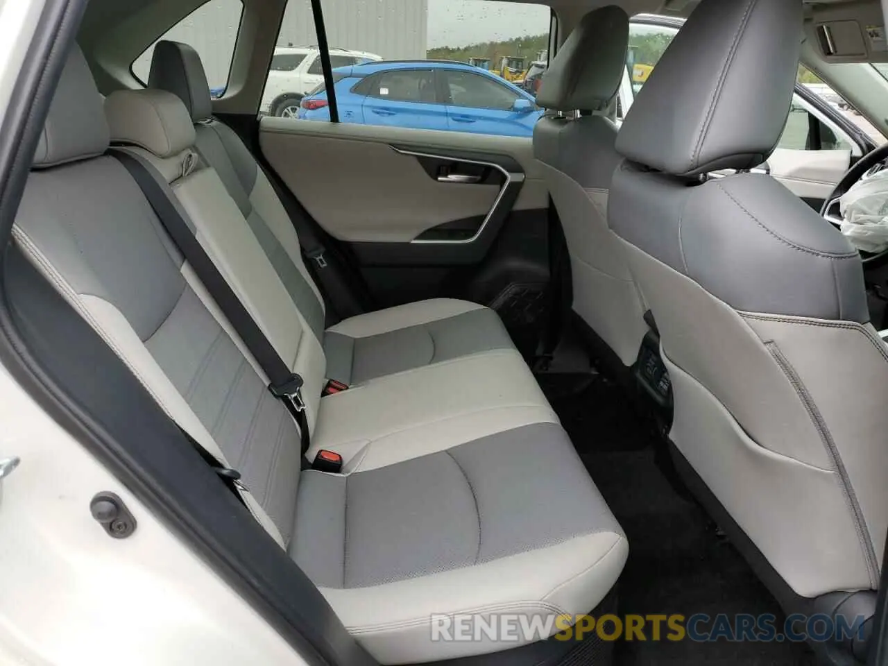 11 Фотография поврежденного автомобиля 2T3DWRFV5LW061691 TOYOTA RAV4 2020