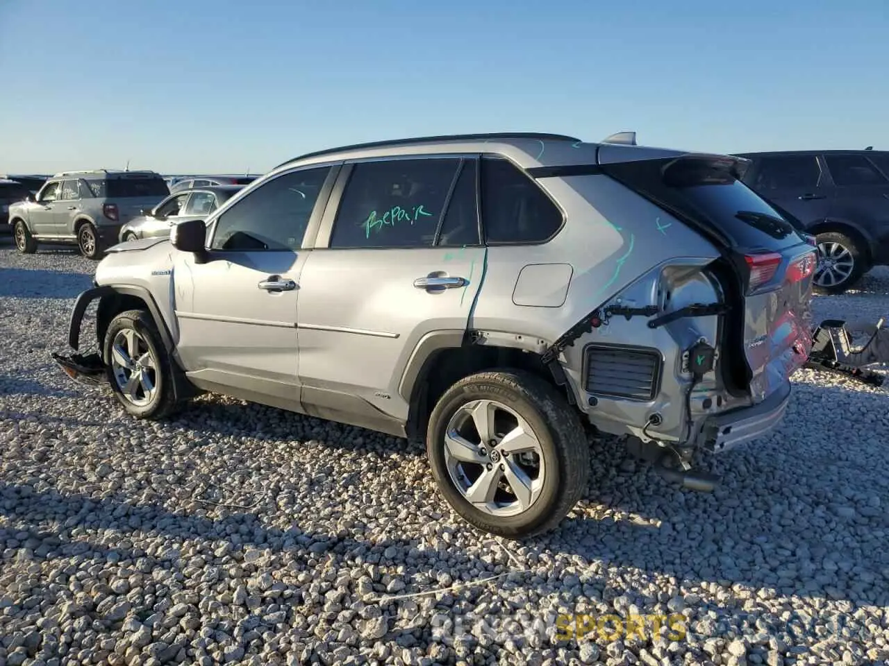 2 Фотография поврежденного автомобиля 2T3DWRFV8LW074919 TOYOTA RAV4 2020