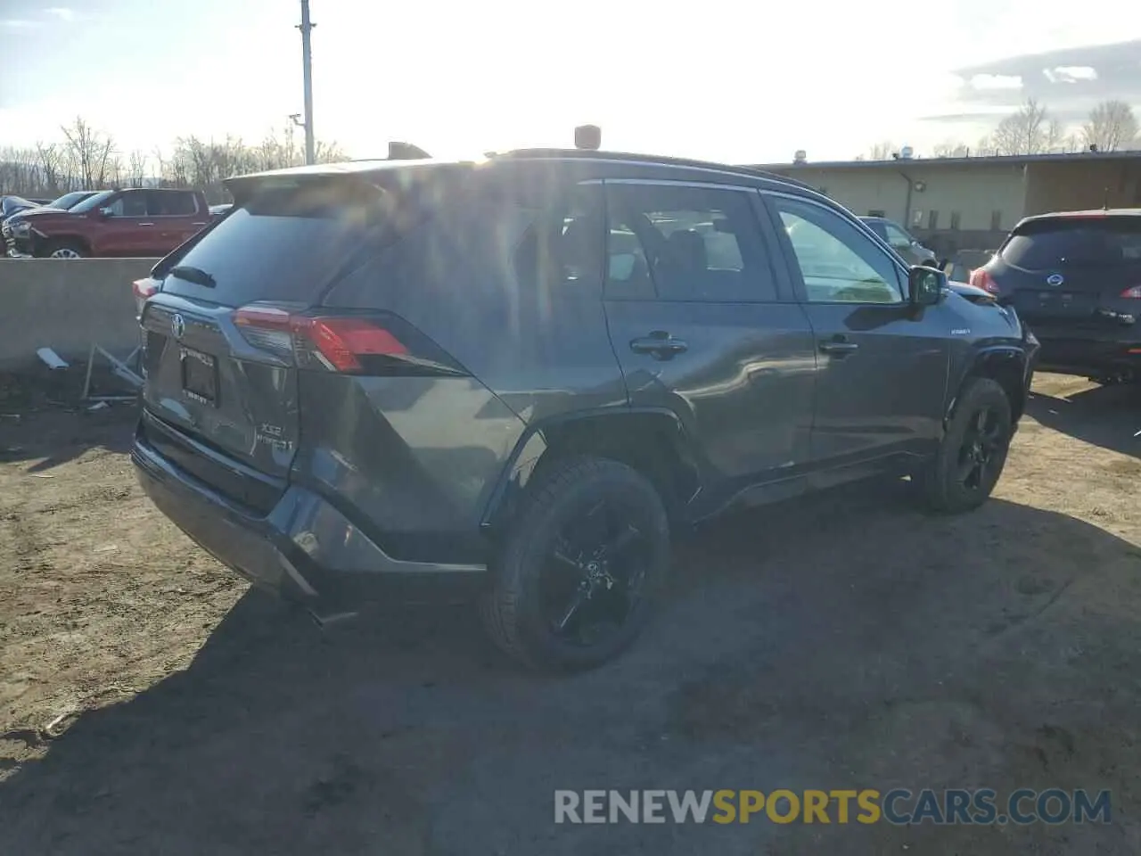 3 Фотография поврежденного автомобиля 2T3EWRFV3LW077344 TOYOTA RAV4 2020