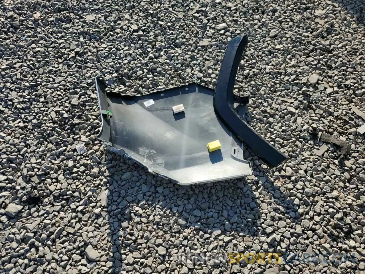 13 Photograph of a damaged car 2T3EWRFV3LW083953 TOYOTA RAV4 2020