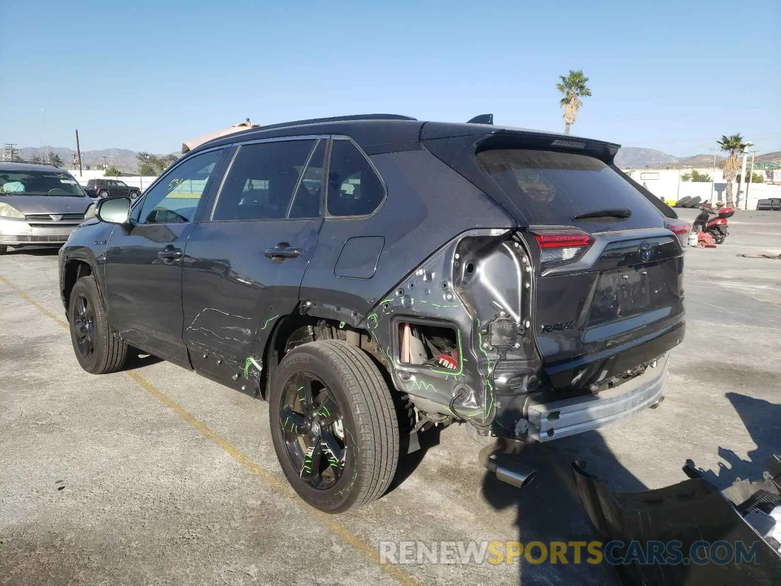 3 Photograph of a damaged car 2T3EWRFV7LW074544 TOYOTA RAV4 2020