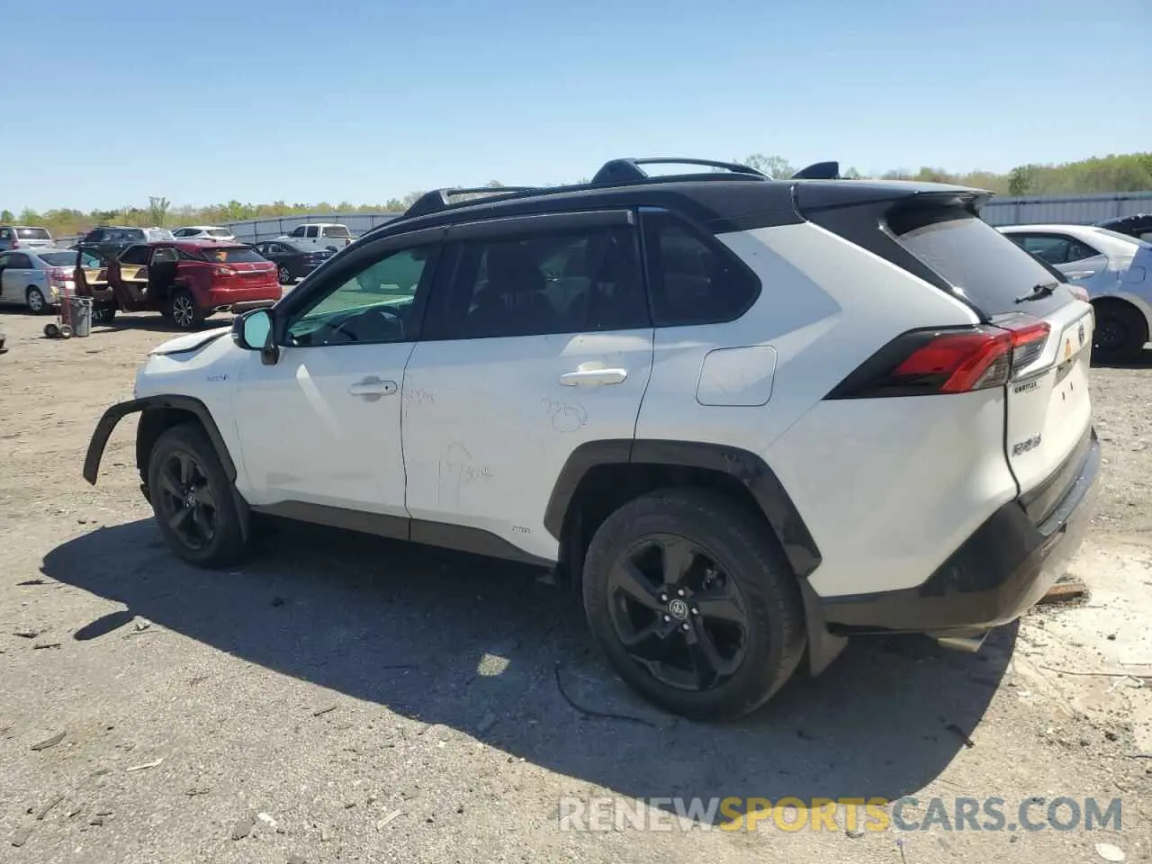 2 Photograph of a damaged car 2T3EWRFV8LW080059 TOYOTA RAV4 2020
