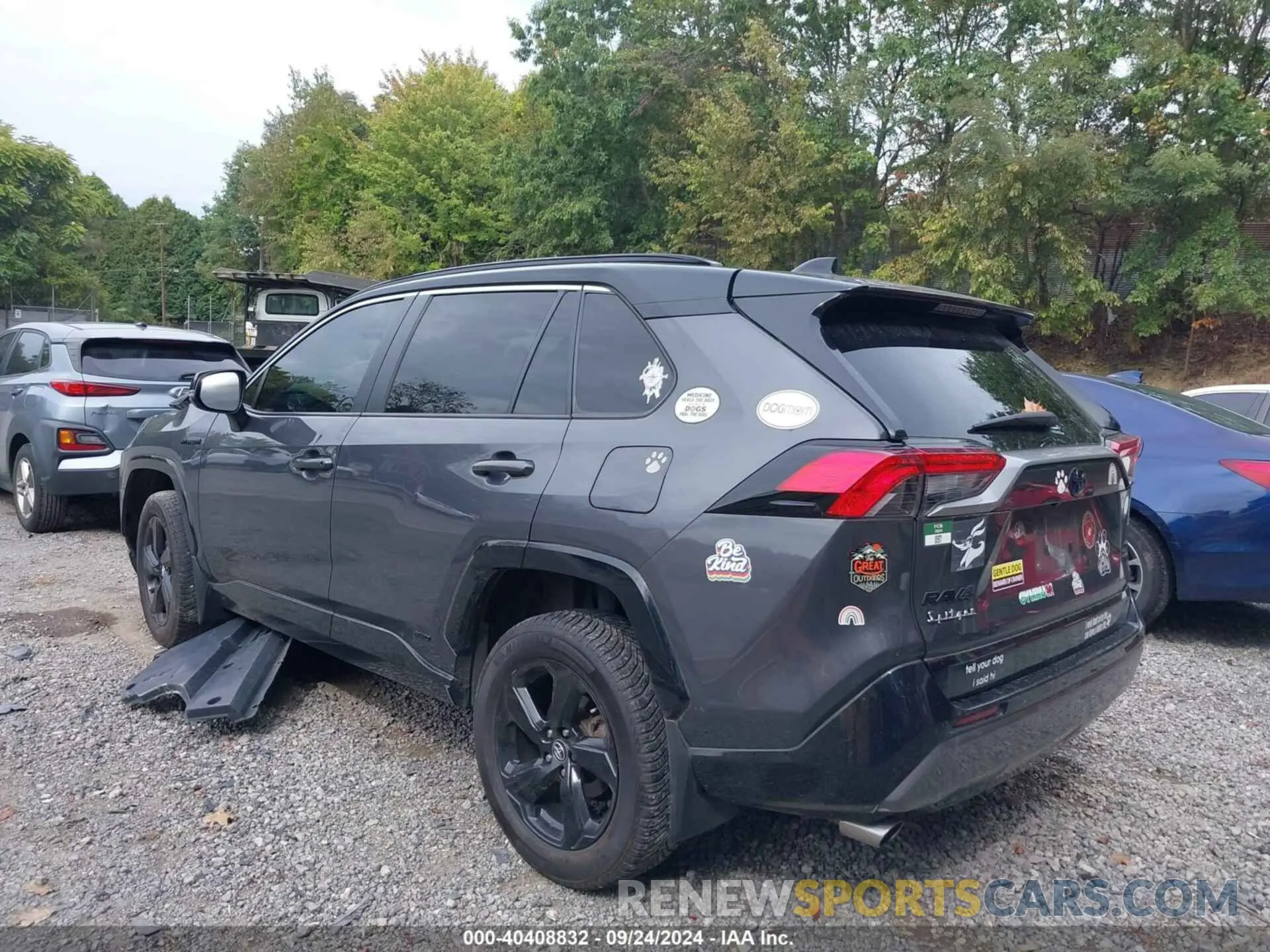 3 Фотография поврежденного автомобиля 2T3EWRFV8LW087674 TOYOTA RAV4 2020