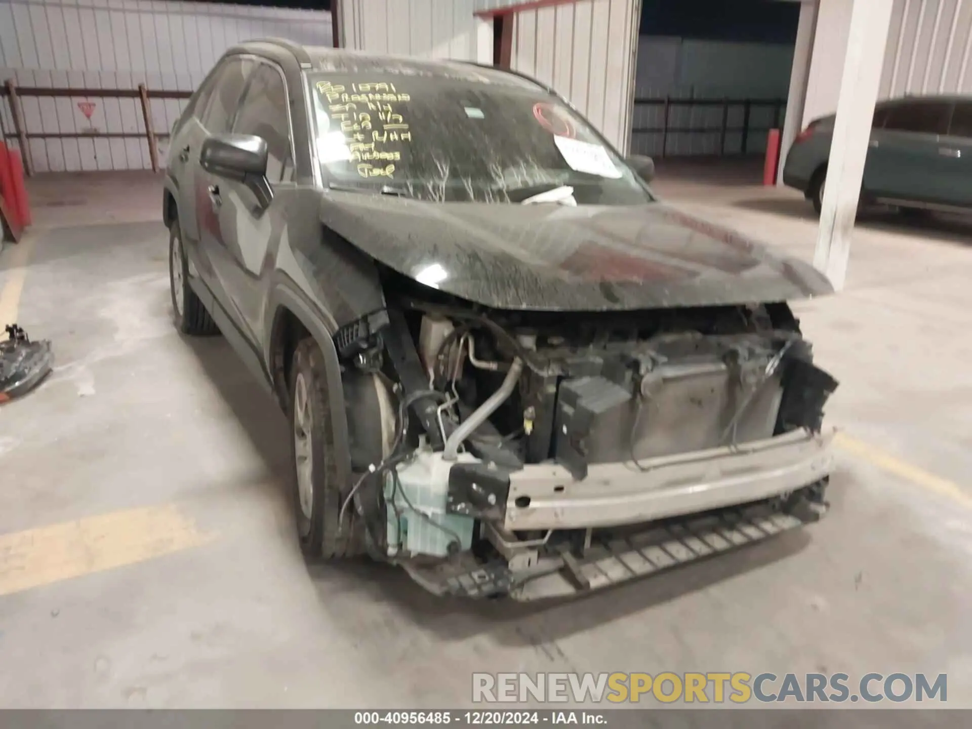 1 Photograph of a damaged car 2T3F1RFV0LC098642 TOYOTA RAV4 2020