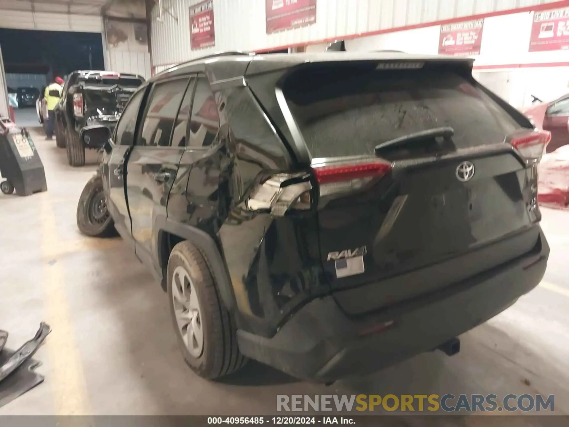 3 Photograph of a damaged car 2T3F1RFV0LC098642 TOYOTA RAV4 2020
