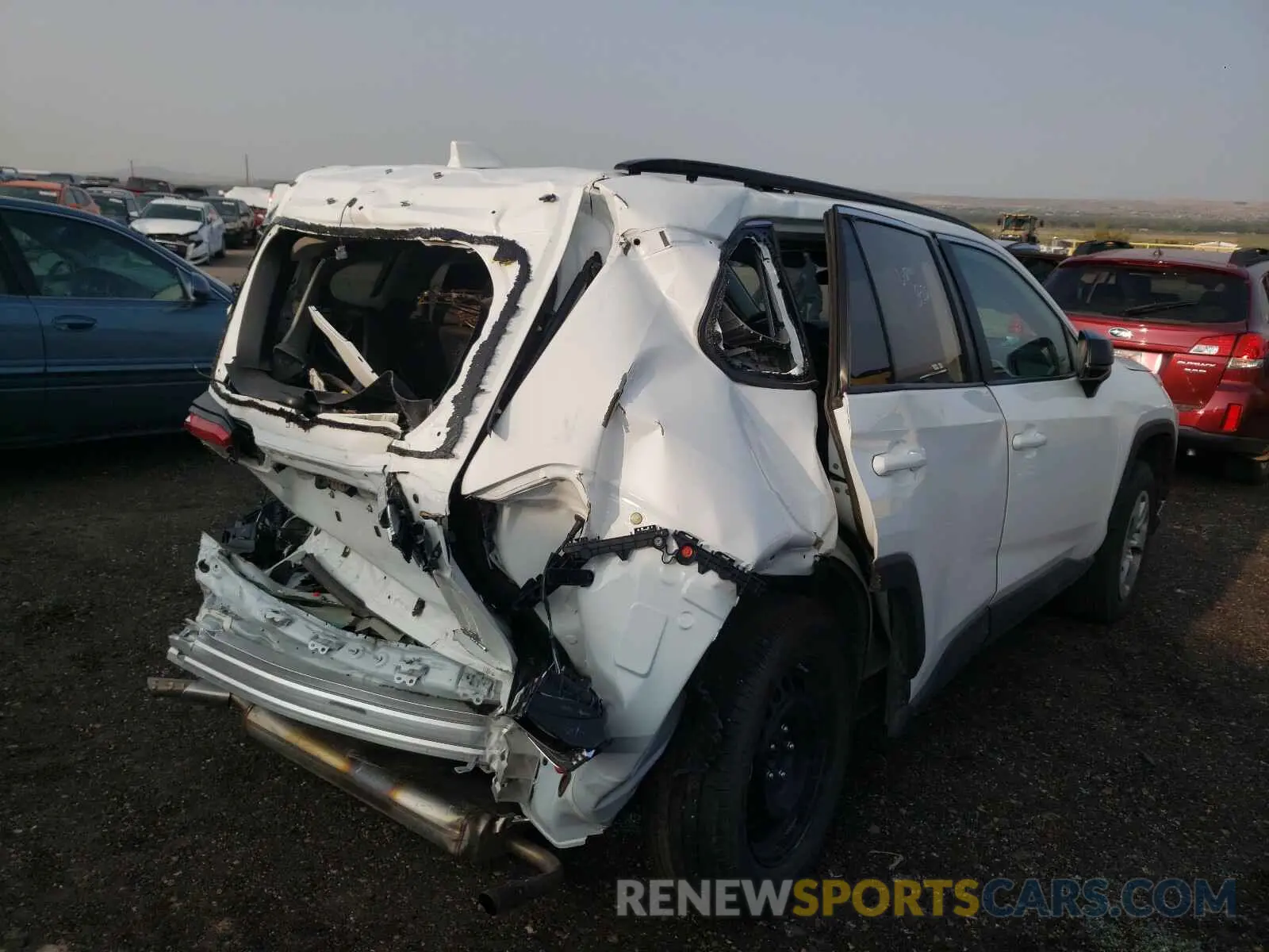 4 Photograph of a damaged car 2T3F1RFV2LC090378 TOYOTA RAV4 2020