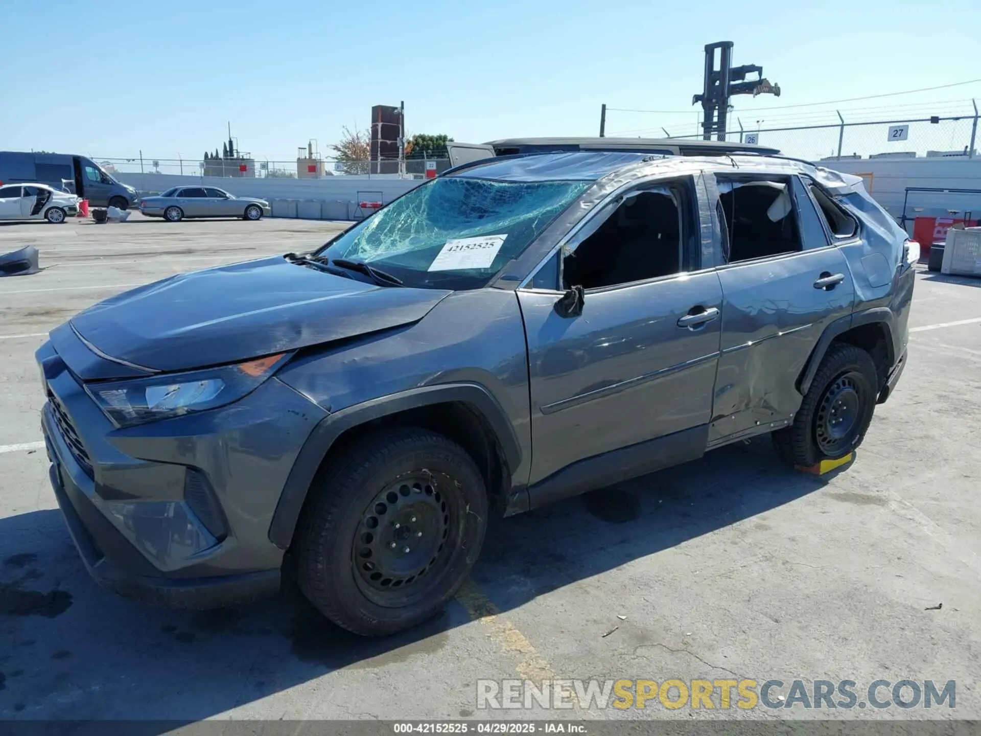 2 Photograph of a damaged car 2T3F1RFV2LC115473 TOYOTA RAV4 2020