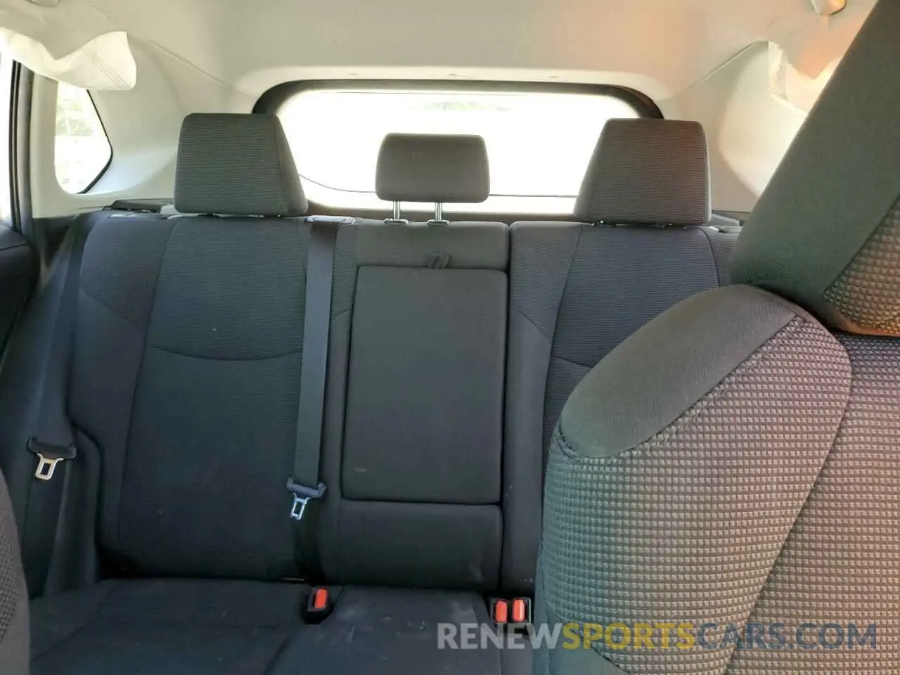 10 Фотография поврежденного автомобиля 2T3F1RFV3LC096643 TOYOTA RAV4 2020
